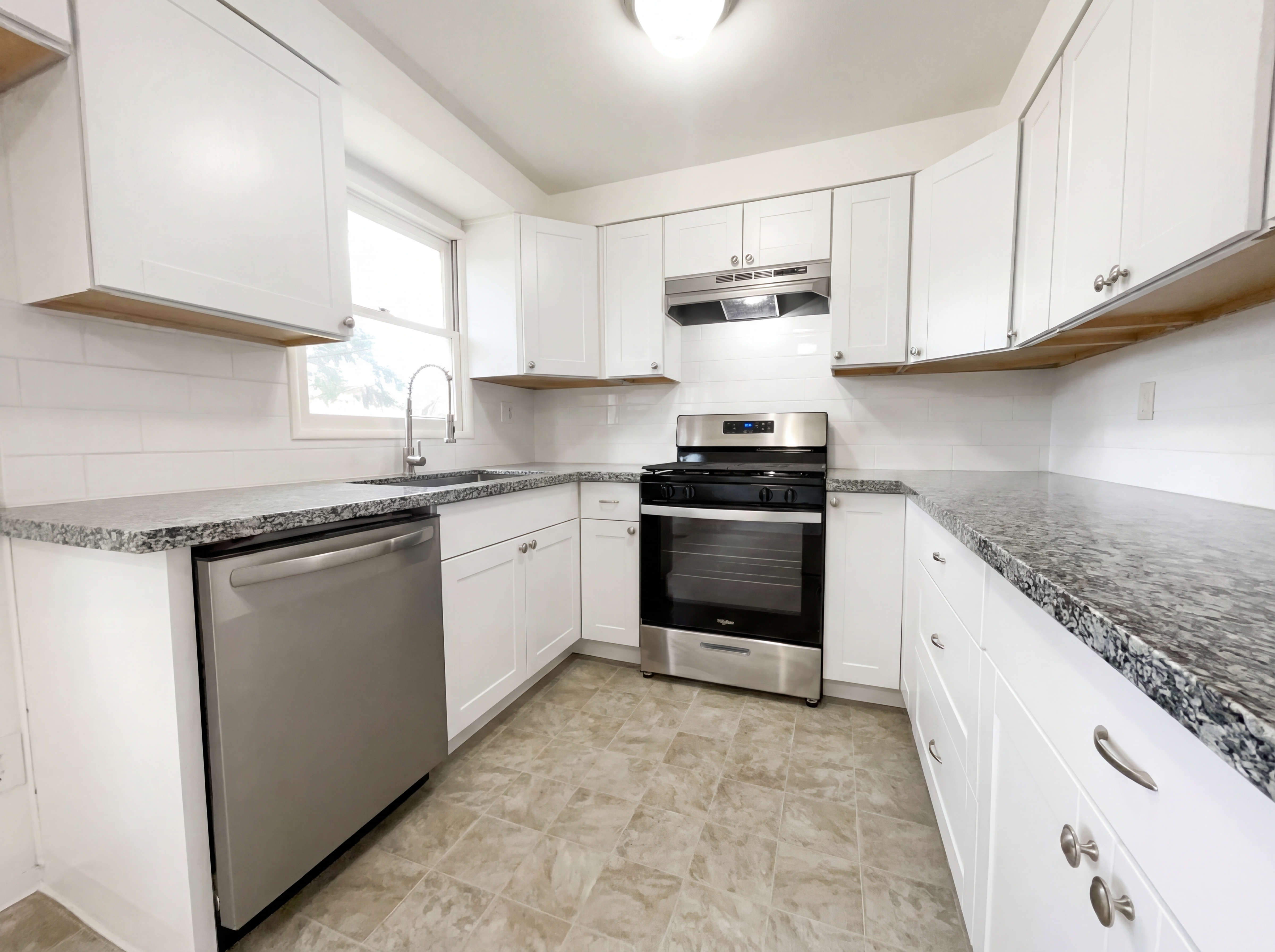 Photo 2 of 19 of 3100 SE 166th Ave, Portland, OR