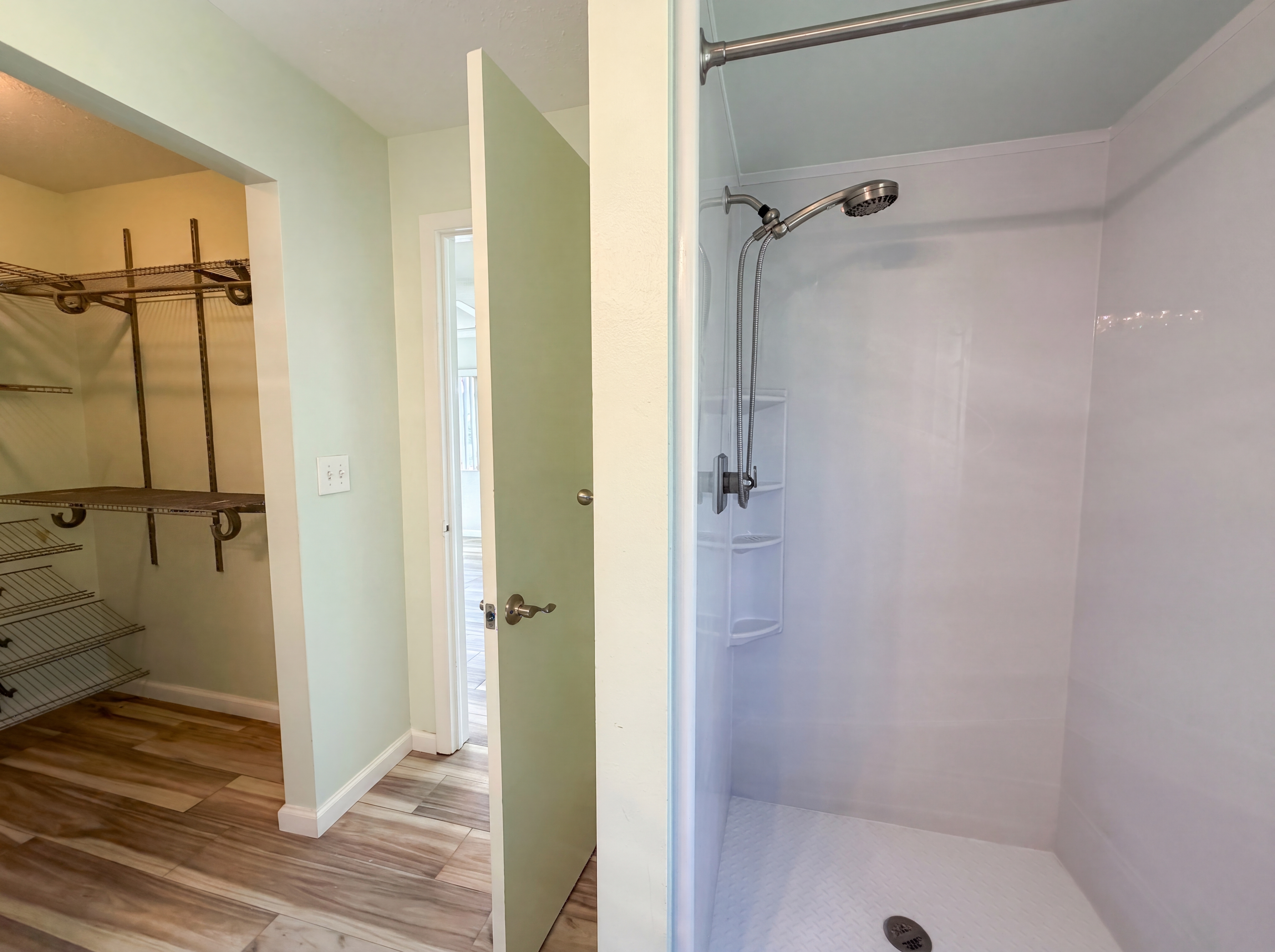 Photo 16 of 26 of 3260 Pinetree St, Port Charlotte, FL
