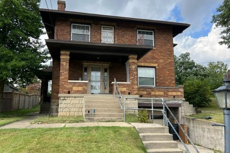 724 S Grand Ave, Fort Thomas, KY 41075 Opendoor