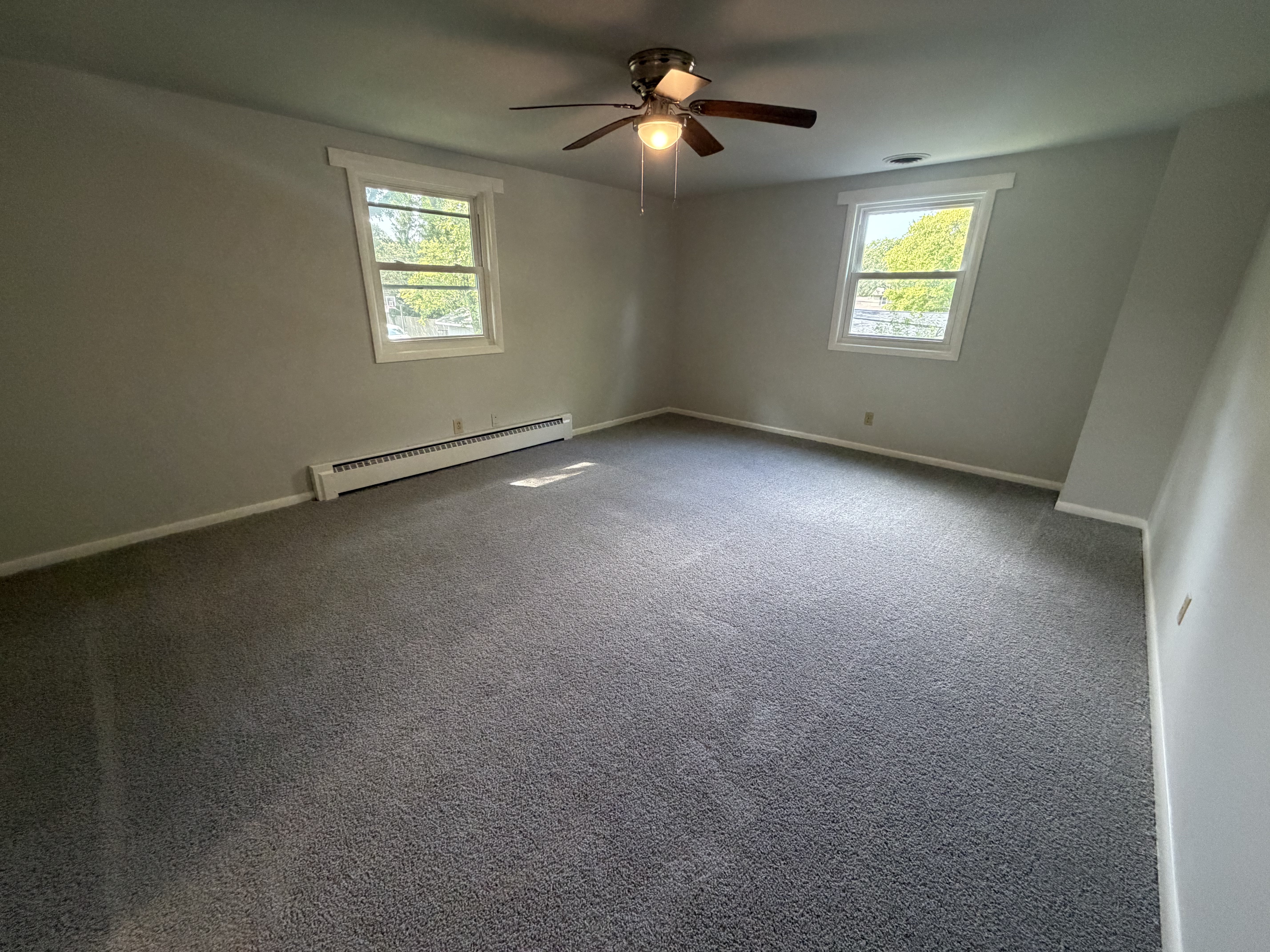 Photo 4 of 30 of 7836 Wawasee Dr, Indianapolis, IN