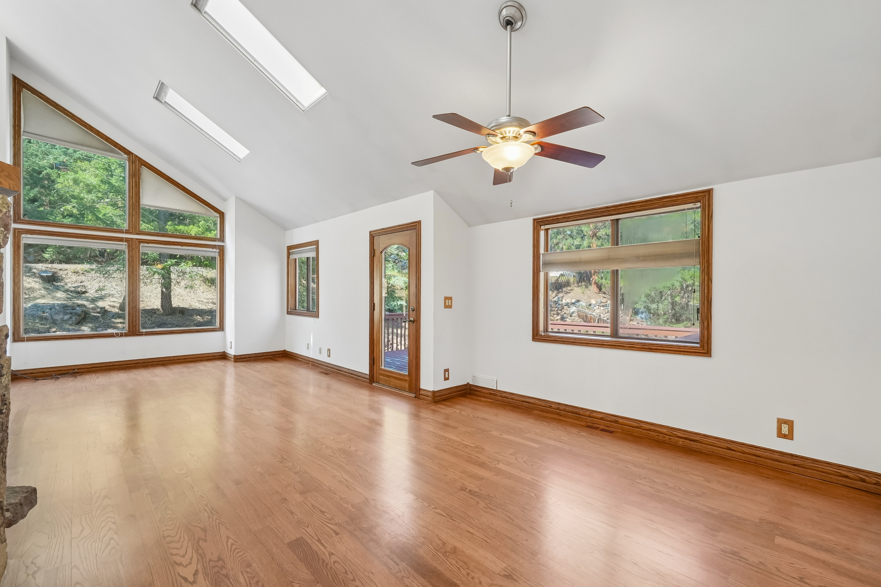 Photo 18 of 55 of 30243 Pine Crest Dr, Evergreen, CO