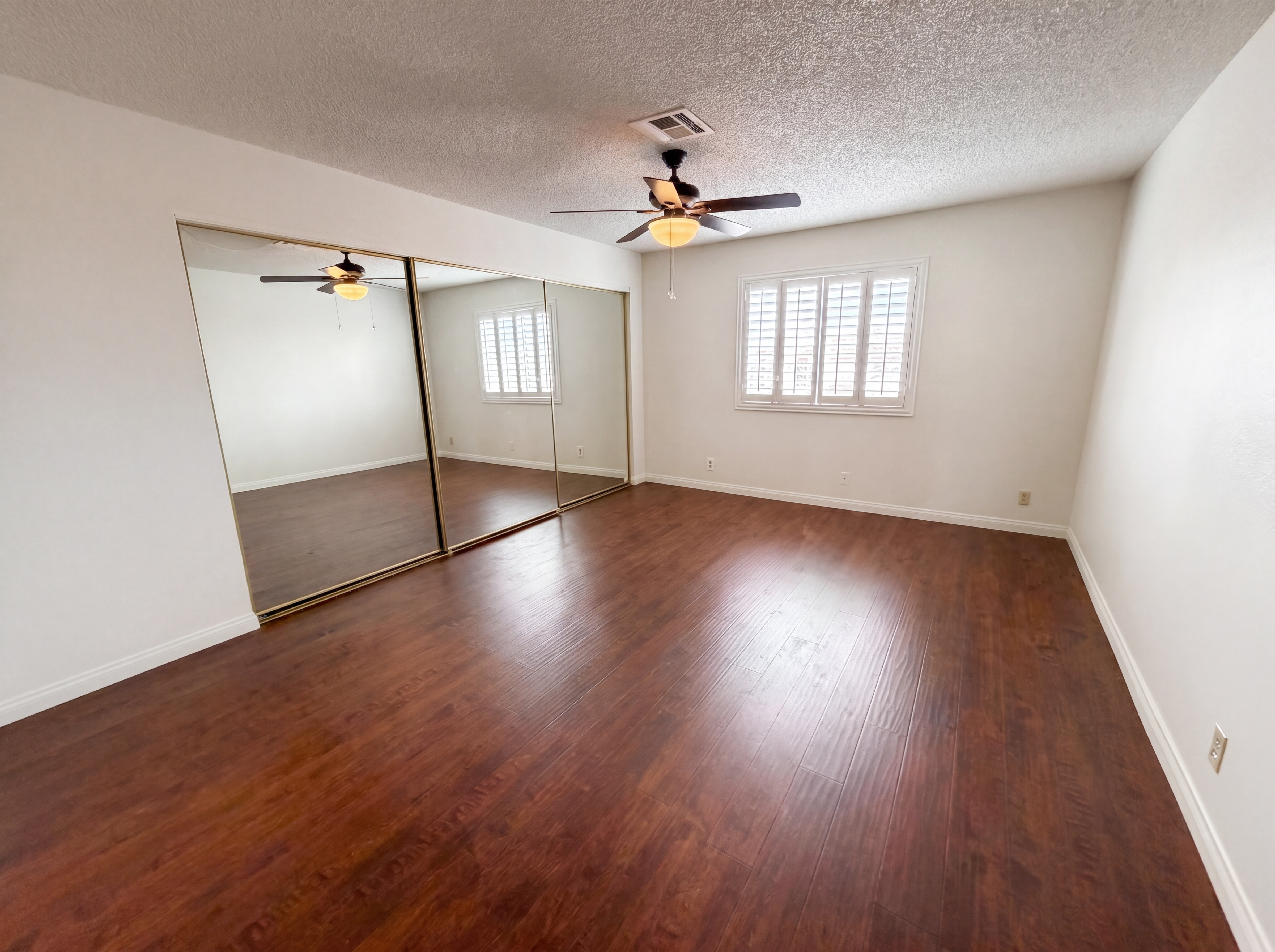 Photo 22 of 47 of 1325 Keifer Ln, Las Vegas, NV