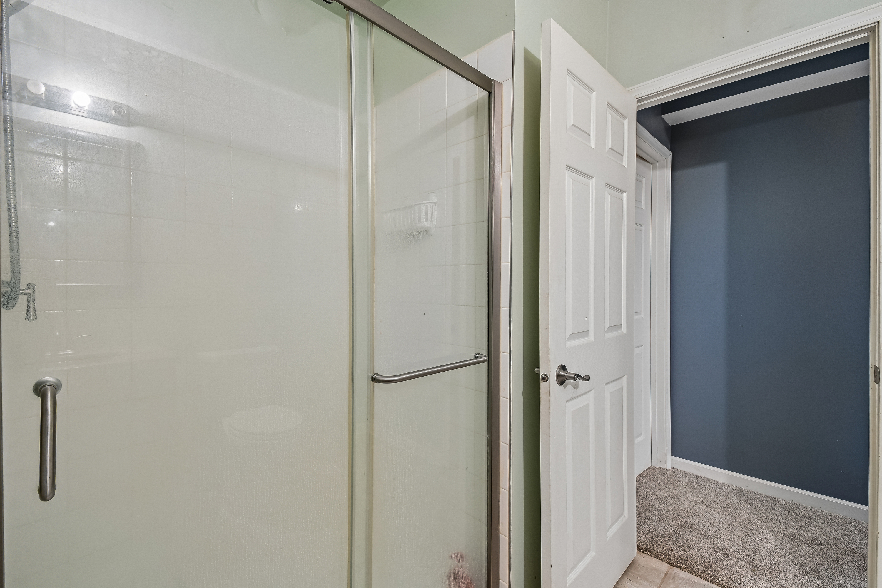 Photo 56 of 69 of 1409 Baltz Dr, Joliet, IL
