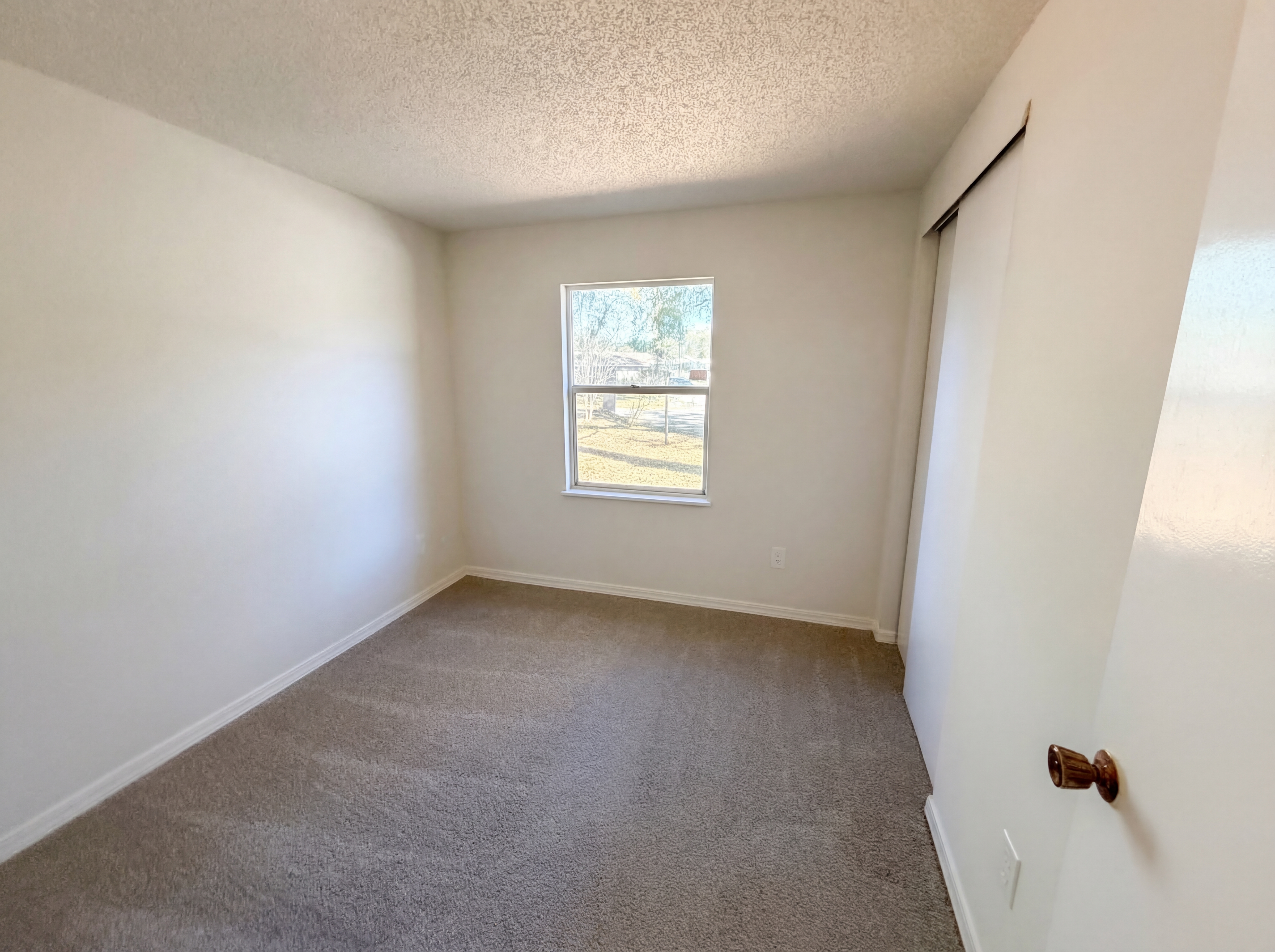 Photo 10 of 19 of 4240 Key Vega Ct, Jacksonville, FL