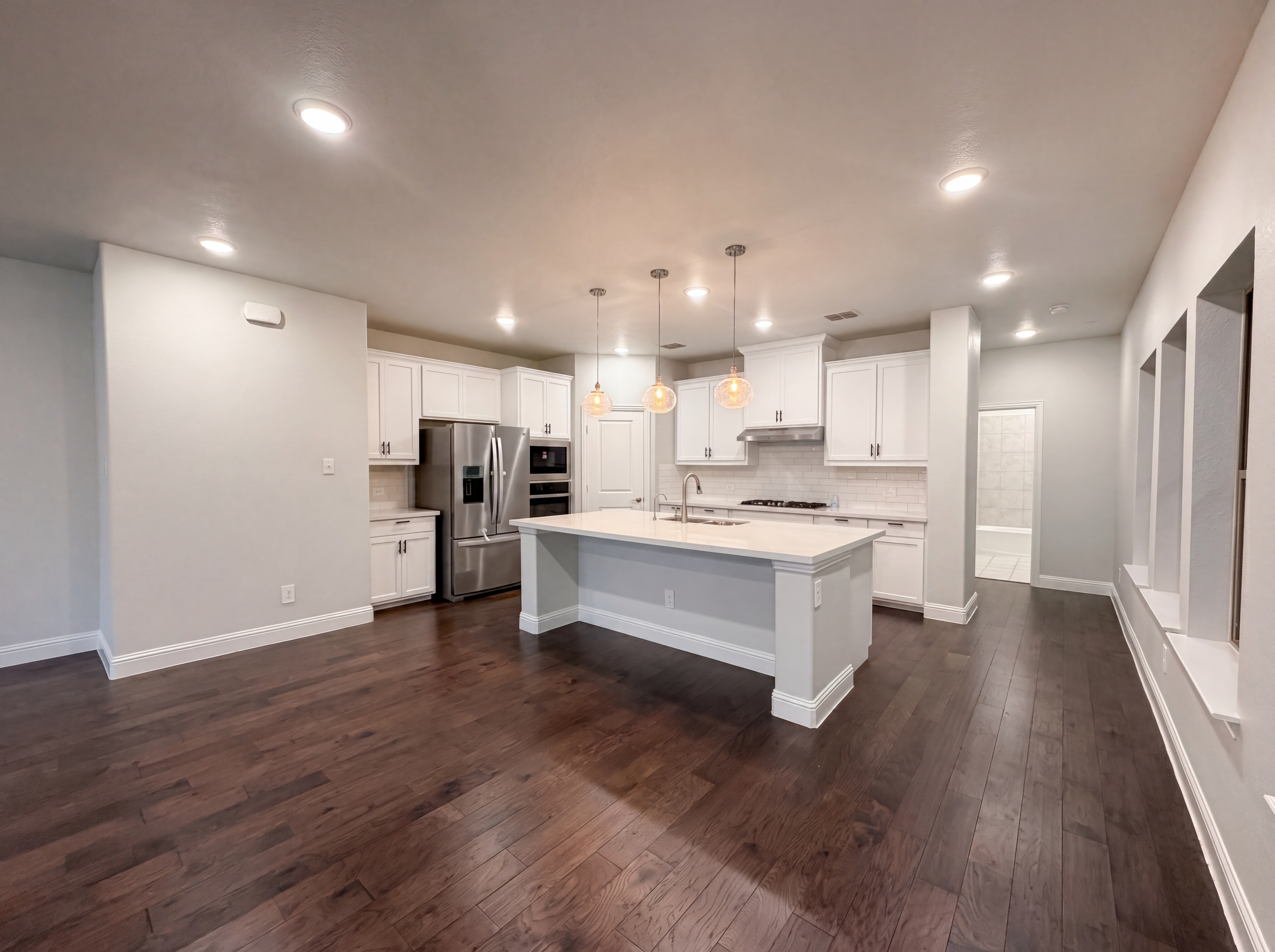 Photo 2 of 31 of 217 Cassandra Ct, Euless, TX