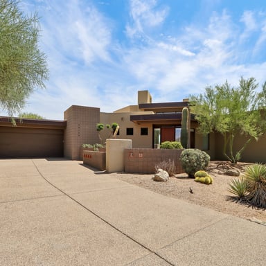 Property photo 1 of 39749 N 107th Way