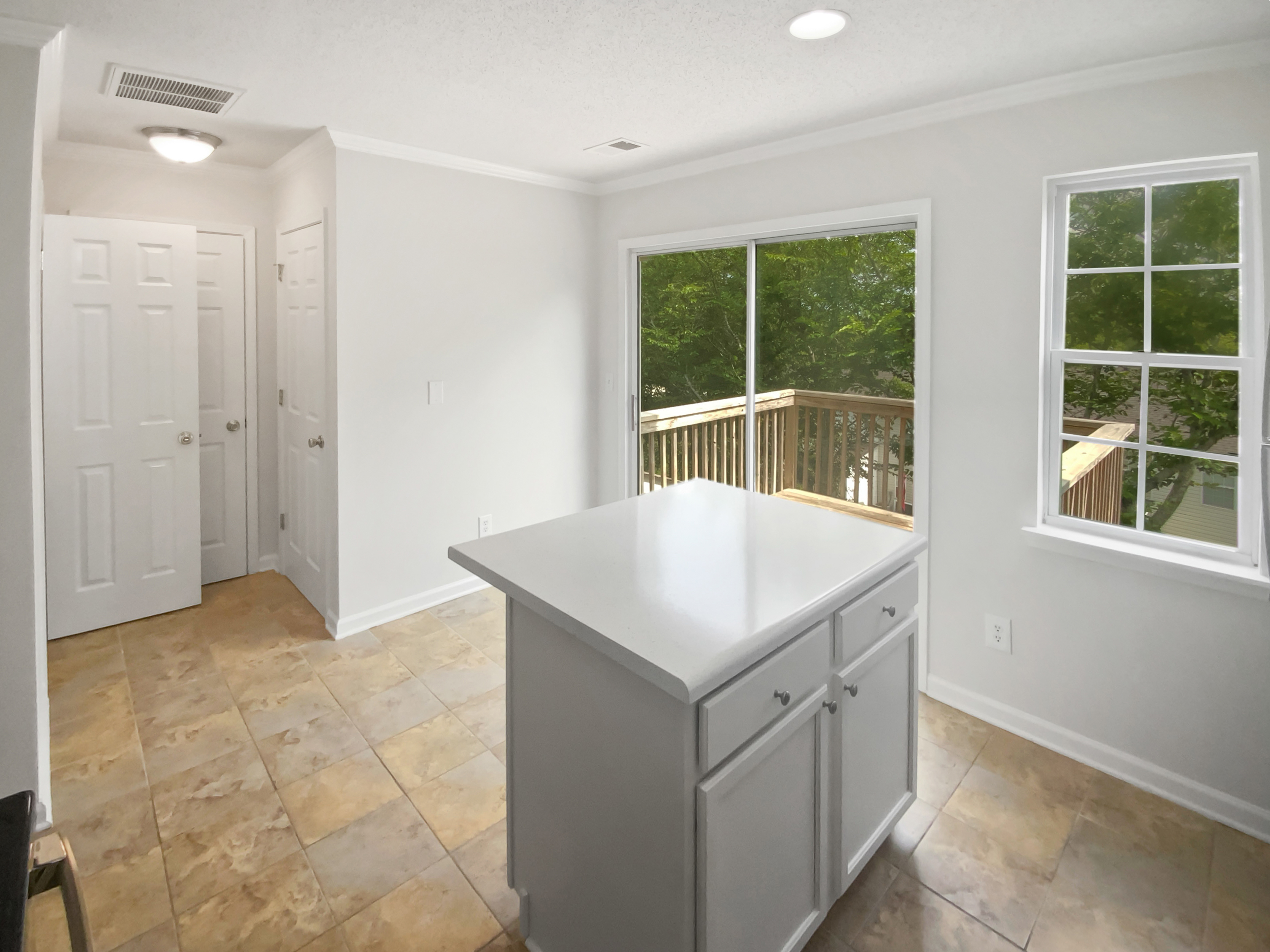 Photo 10 of 29 of 3107 Falling Rock Ct, Charlotte, NC