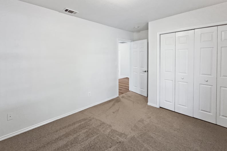 Property photo 3 of 4346 Hamilton Ave