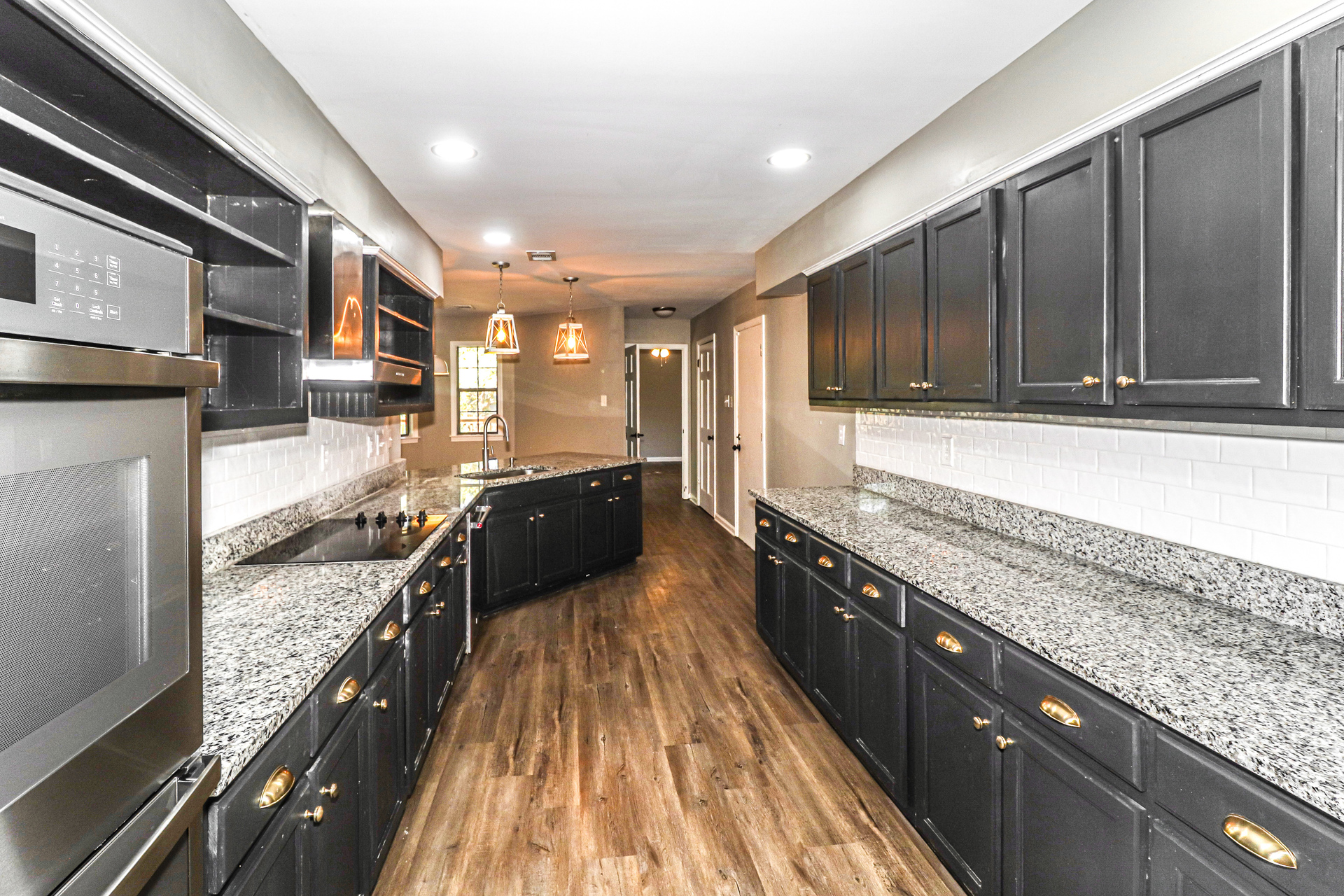 Photo 30 of 41 of 3530 Josee Ln, Bartlett, TN