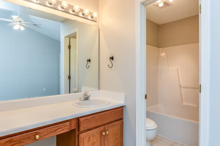 Photo 15 of 24 - 1909 Middle Ridge Dr, Willow Spring, NC 27592