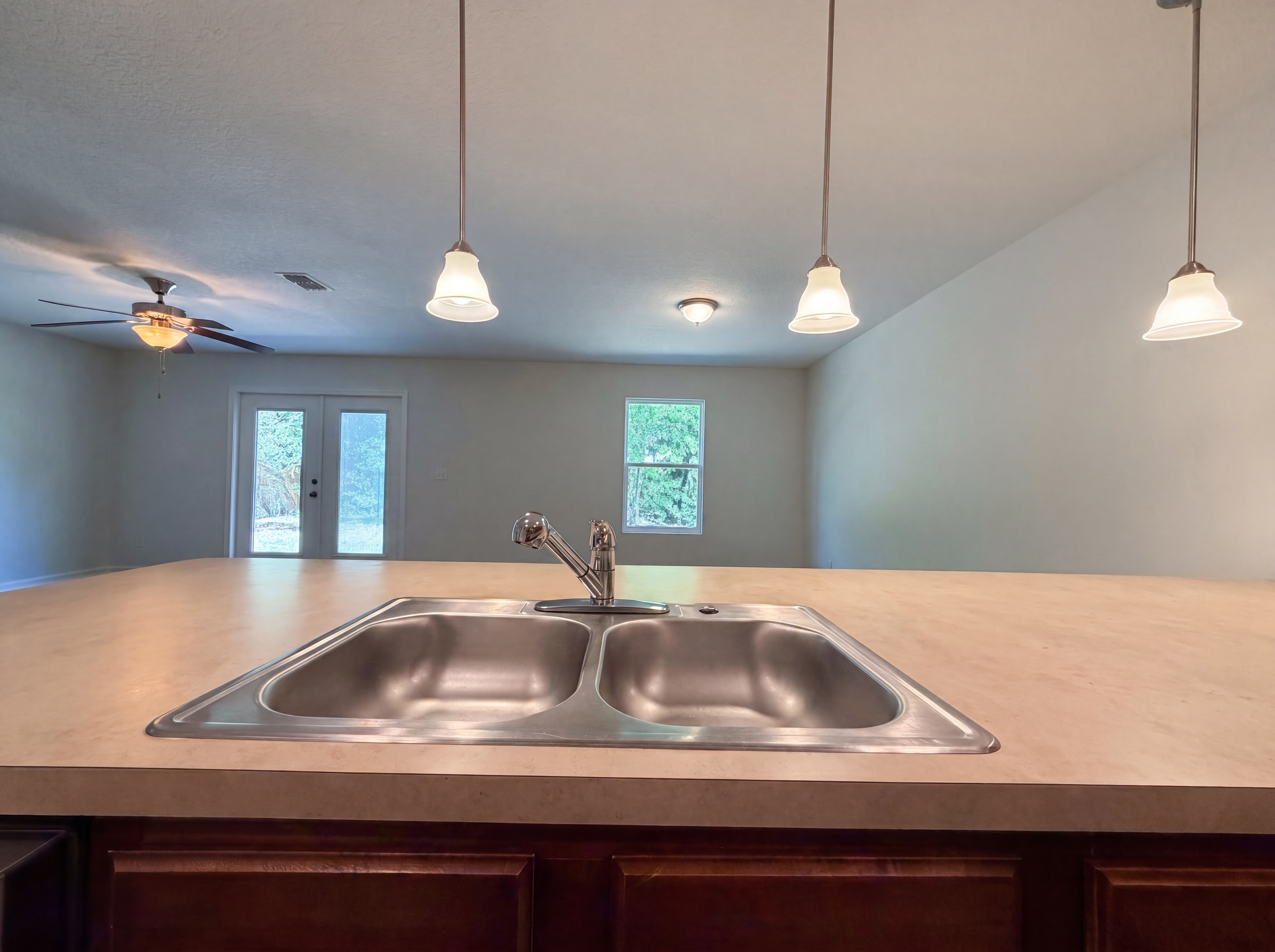 Photo 11 of 23 of 5925 Davon St, Jacksonville, FL