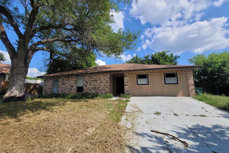 default property photo