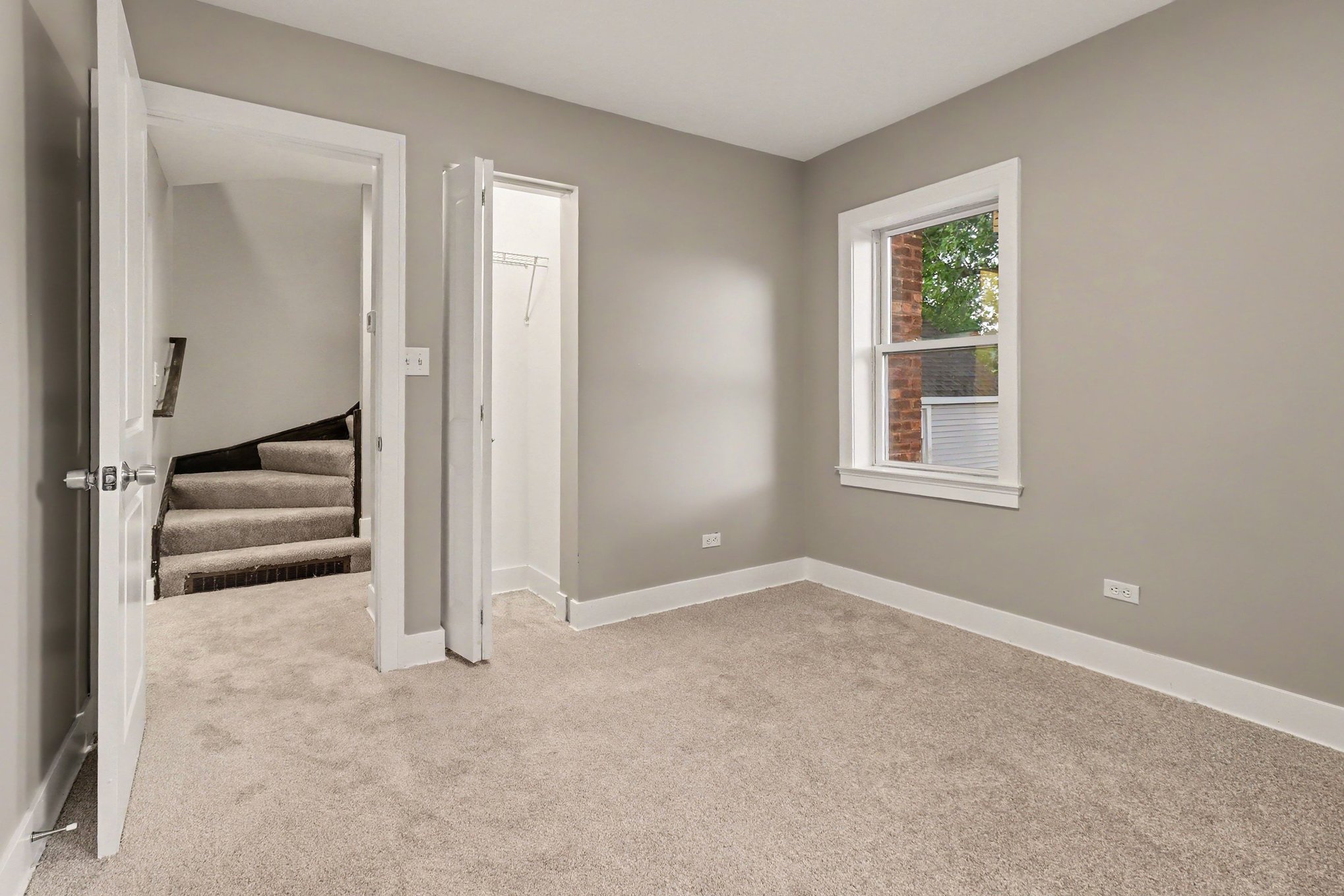 Photo 7 of 15 of 1934 S 6th Ave, Maywood, IL