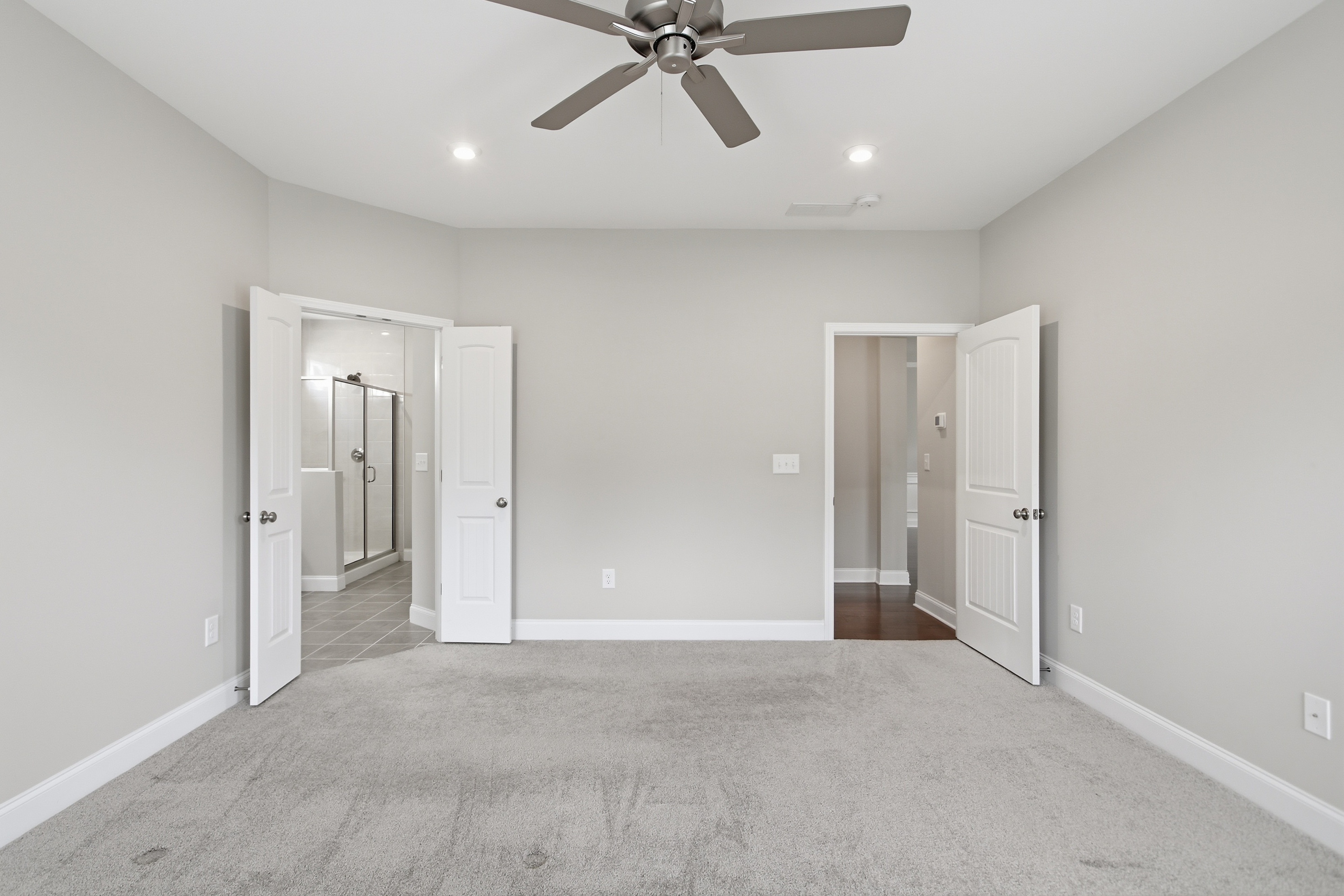 Photo 4 of 33 of 210 Balsam Dr, Dallas, GA