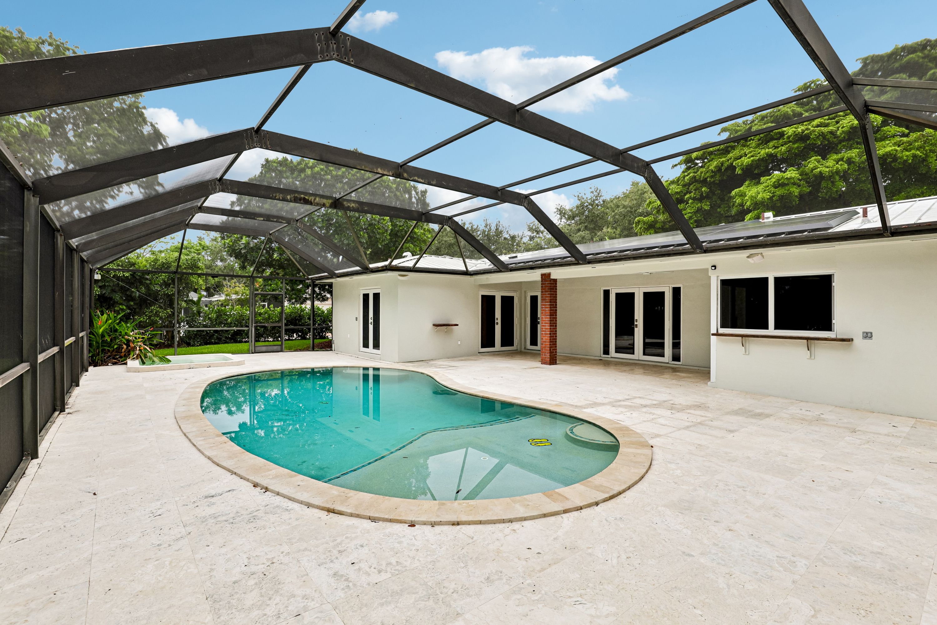 Photo 33 of 48 of 14851 SW 69th Ct, Palmetto Bay, FL