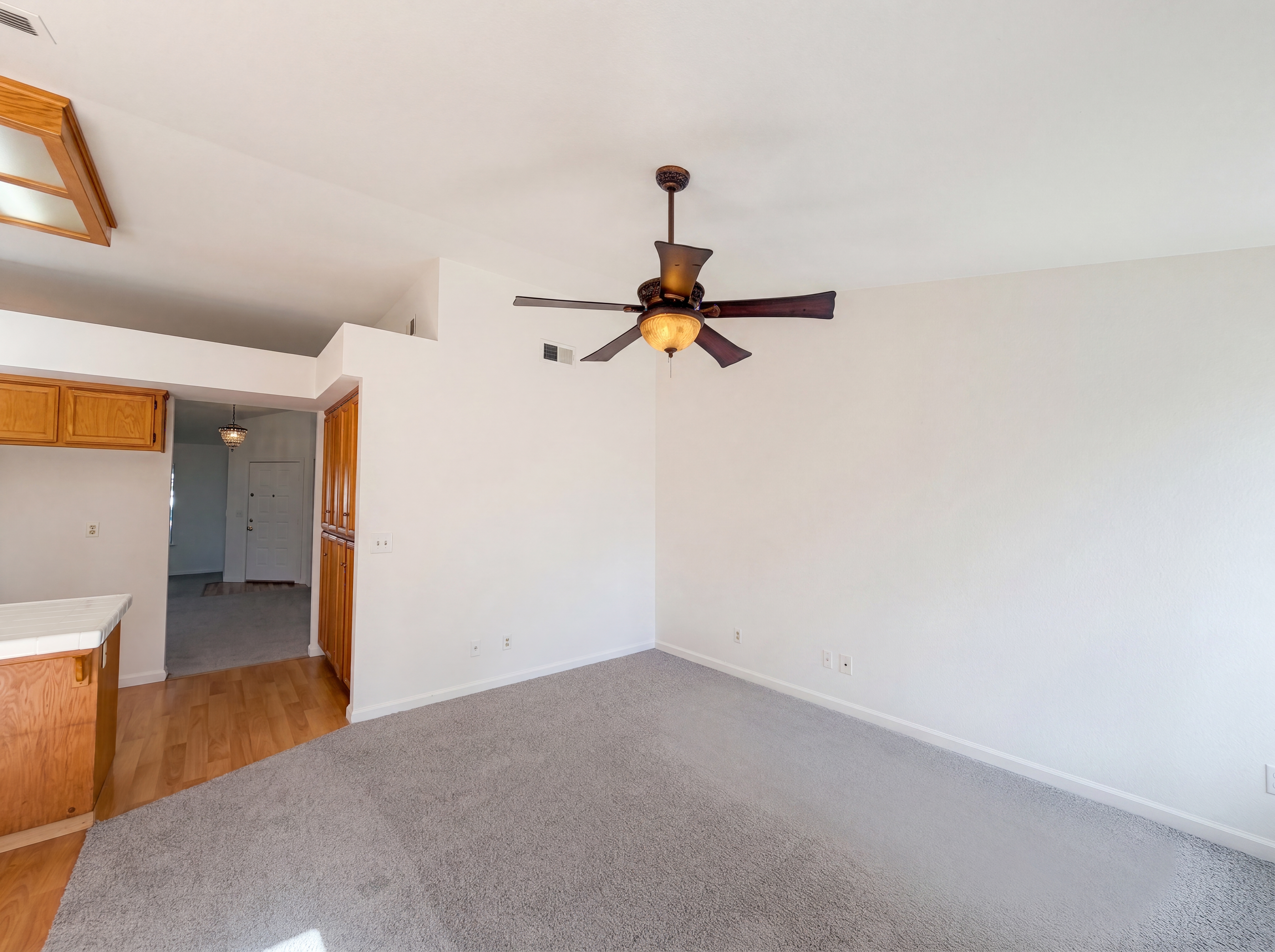 Photo 7 of 35 of 8027 Montevina Dr, Sacramento, CA