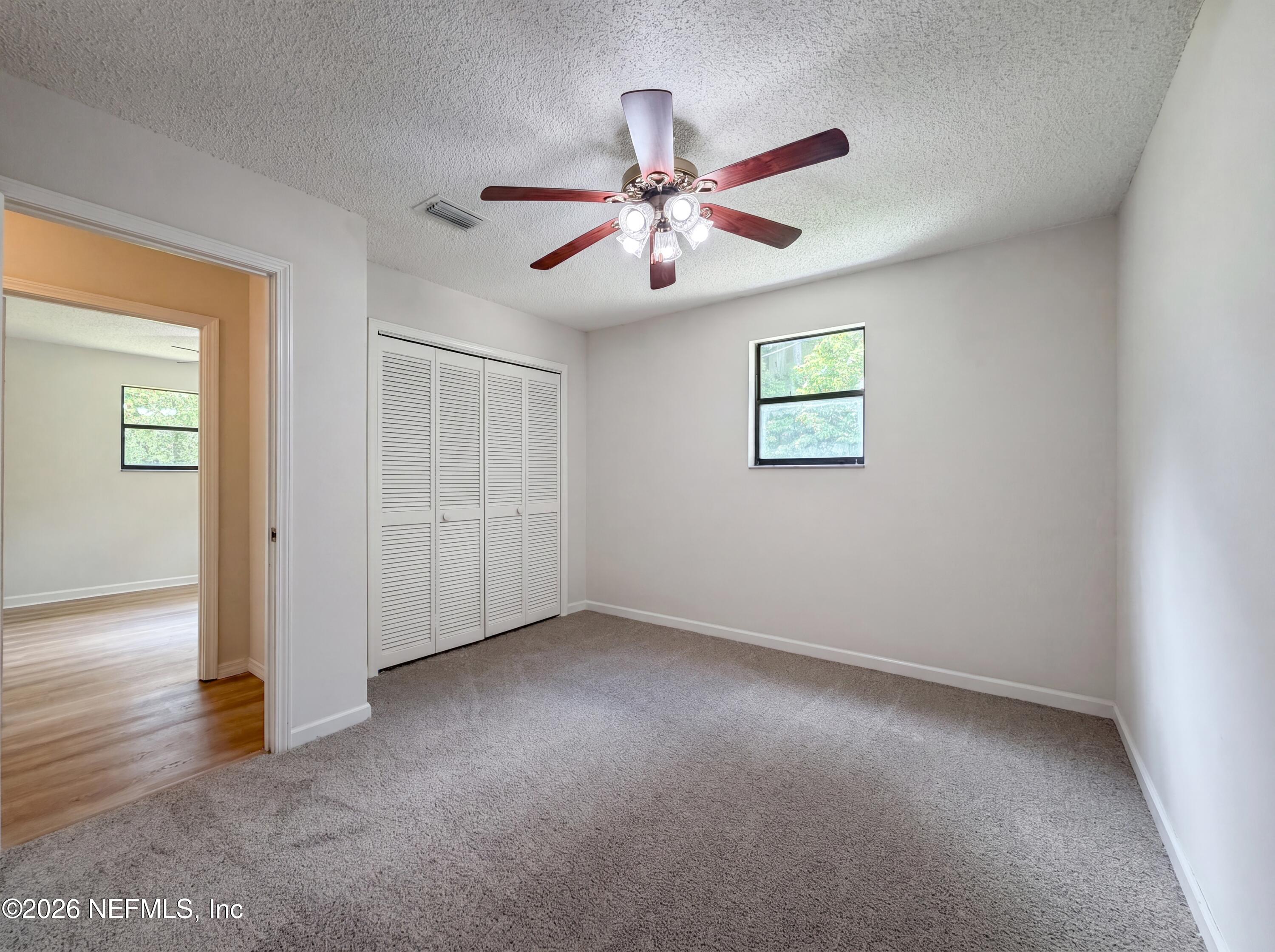 Photo 4 of 18 of 8510 McNeill Rd, Jacksonville, FL