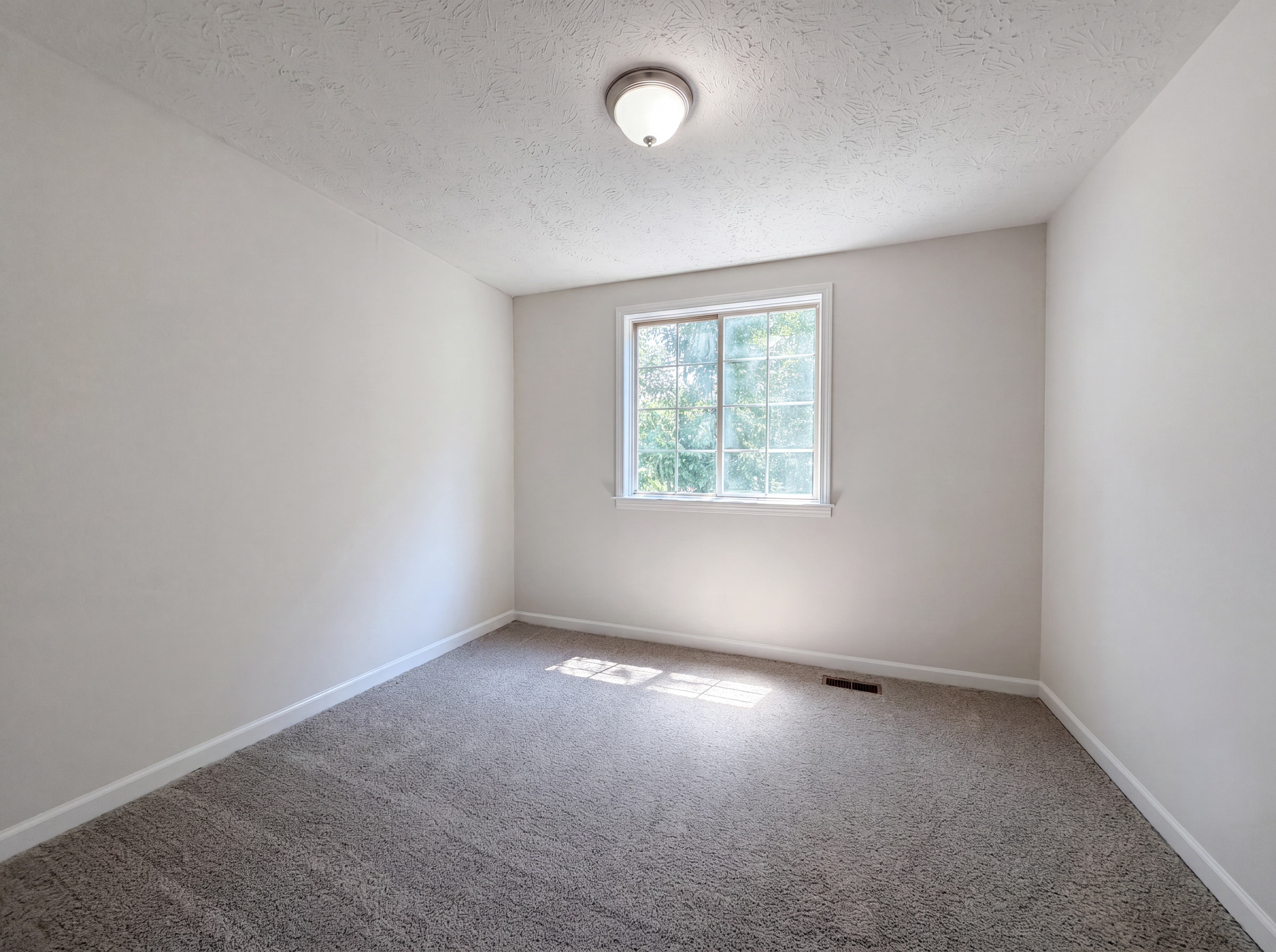 Photo 10 of 19 of 207 Seneca Forest Ct, Nashville, TN