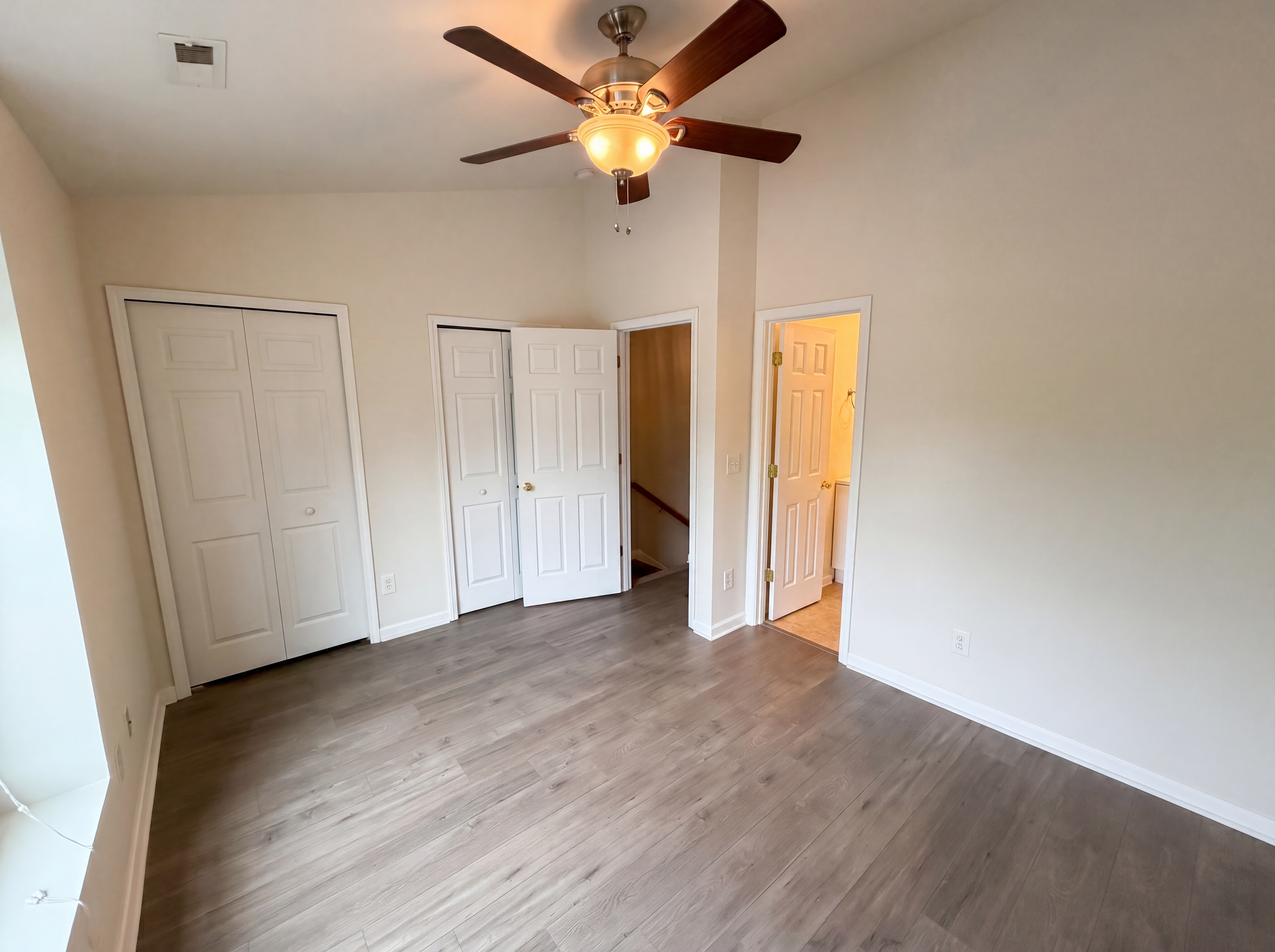 Photo 4 of 21 of 10114 Ballyclare Ct, Charlotte, NC
