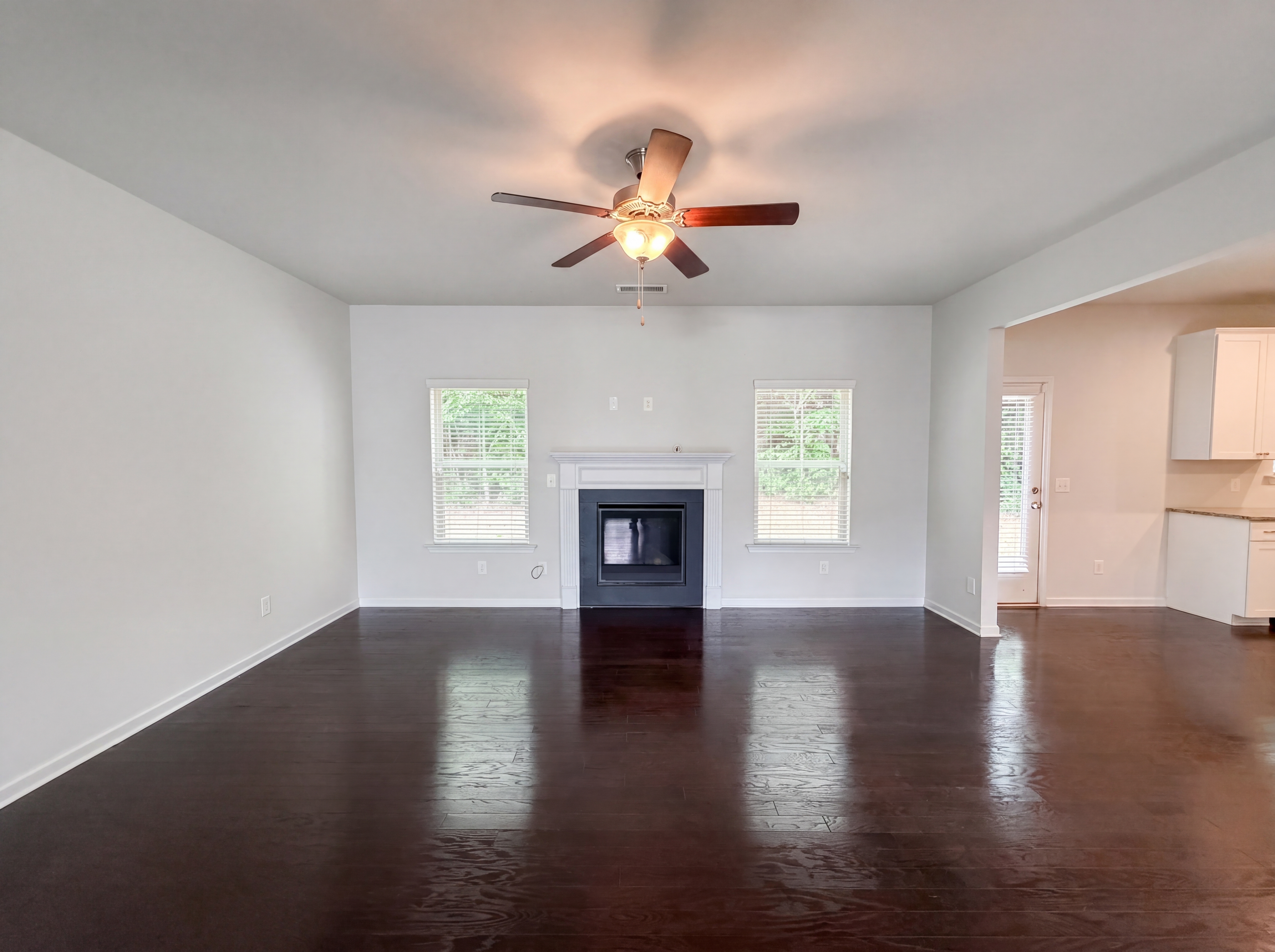 Photo 3 of 35 of 359 Holbrook Dr, Dallas, GA