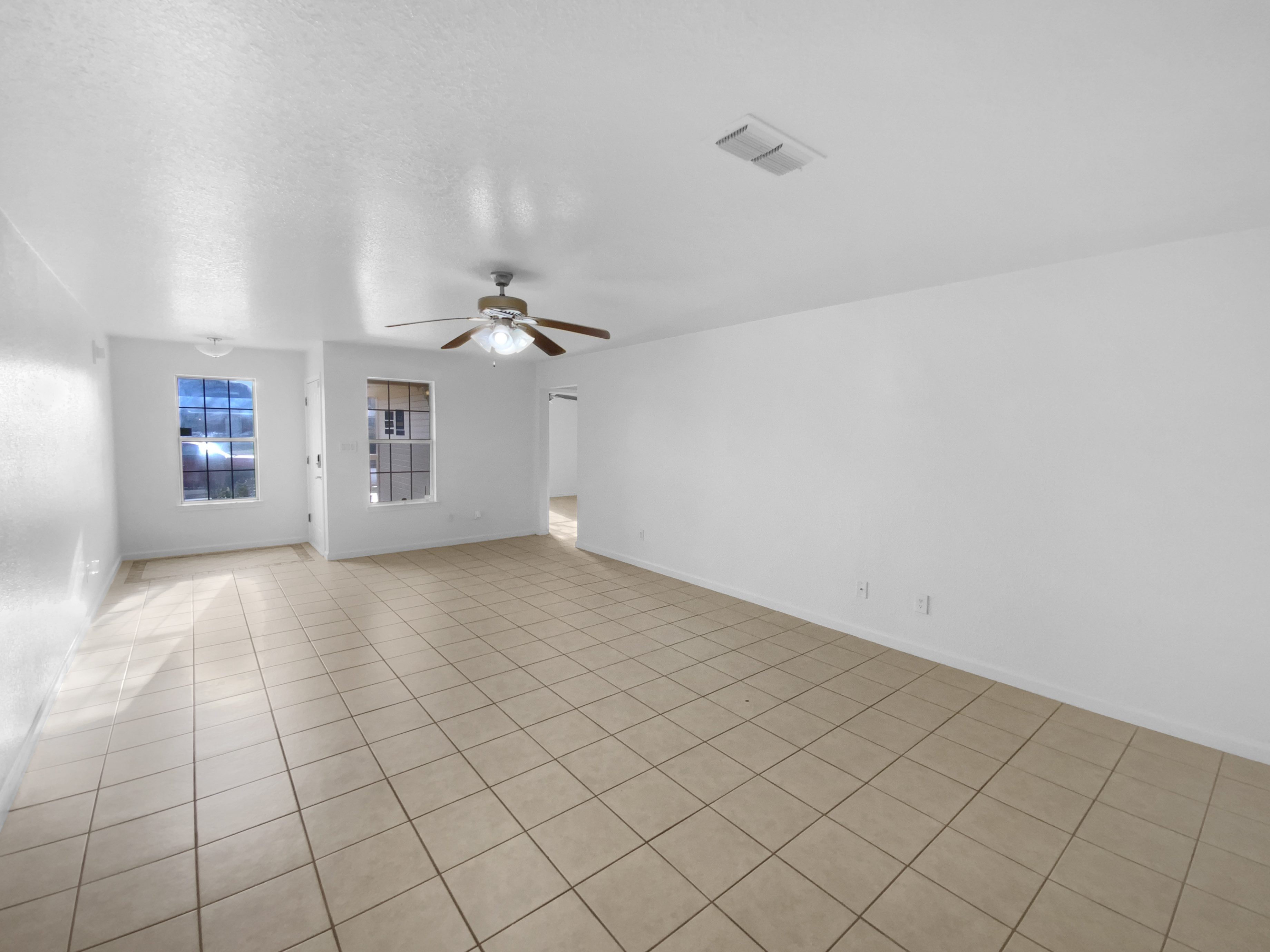 Photo 3 of 21 of 4307 Blueduck Dr, Killeen, TX