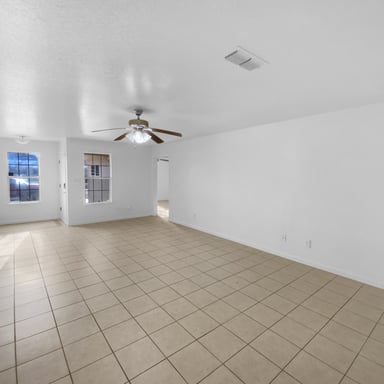 Property photo 3 of 4307 Blueduck Dr
