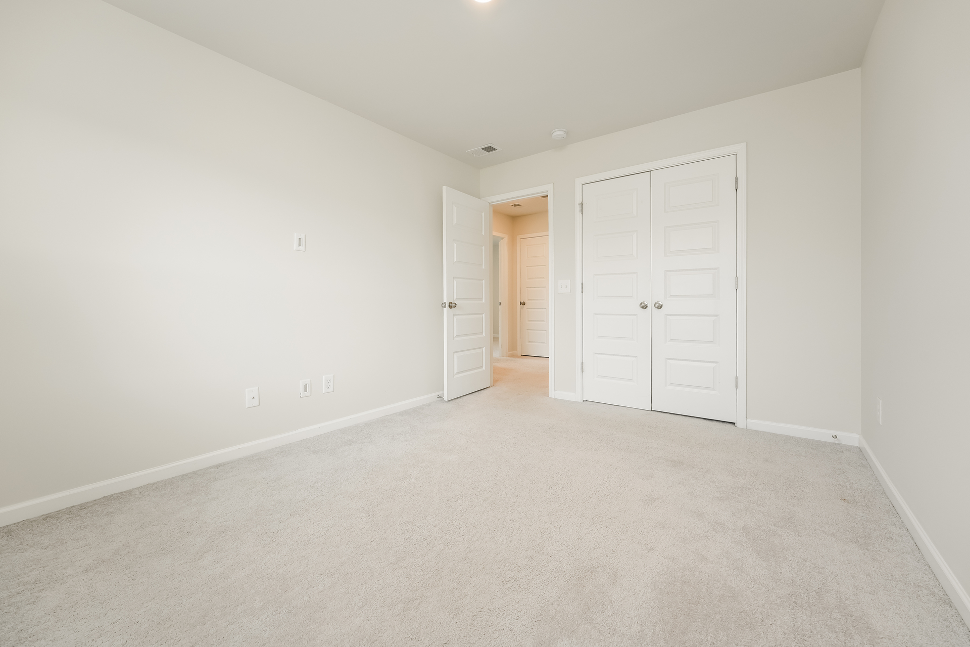 Photo 8 of 20 of 299 Firewheel Ct, Summerville, SC