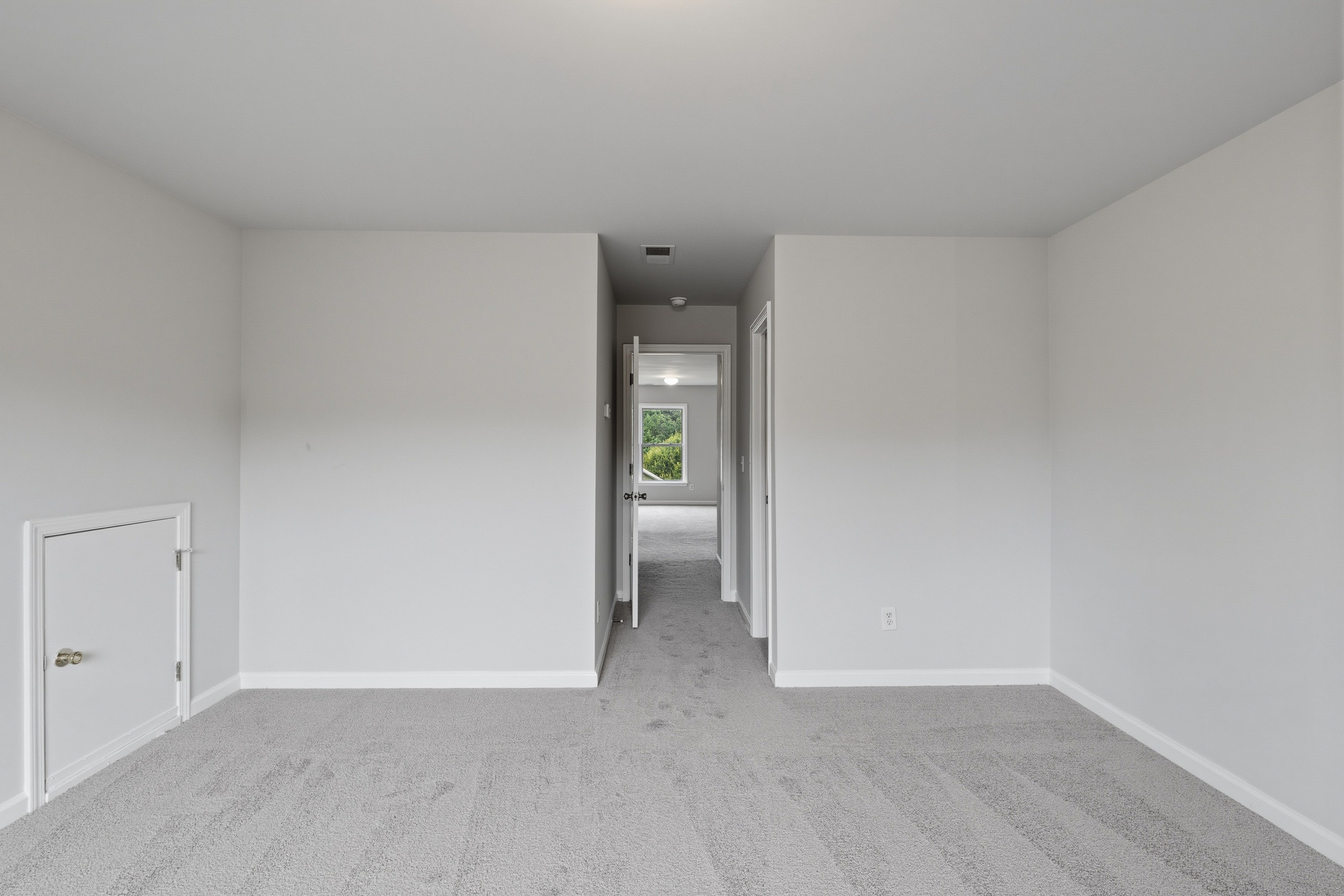 Photo 32 of 64 of 7295 Madison Cir, Union City, GA