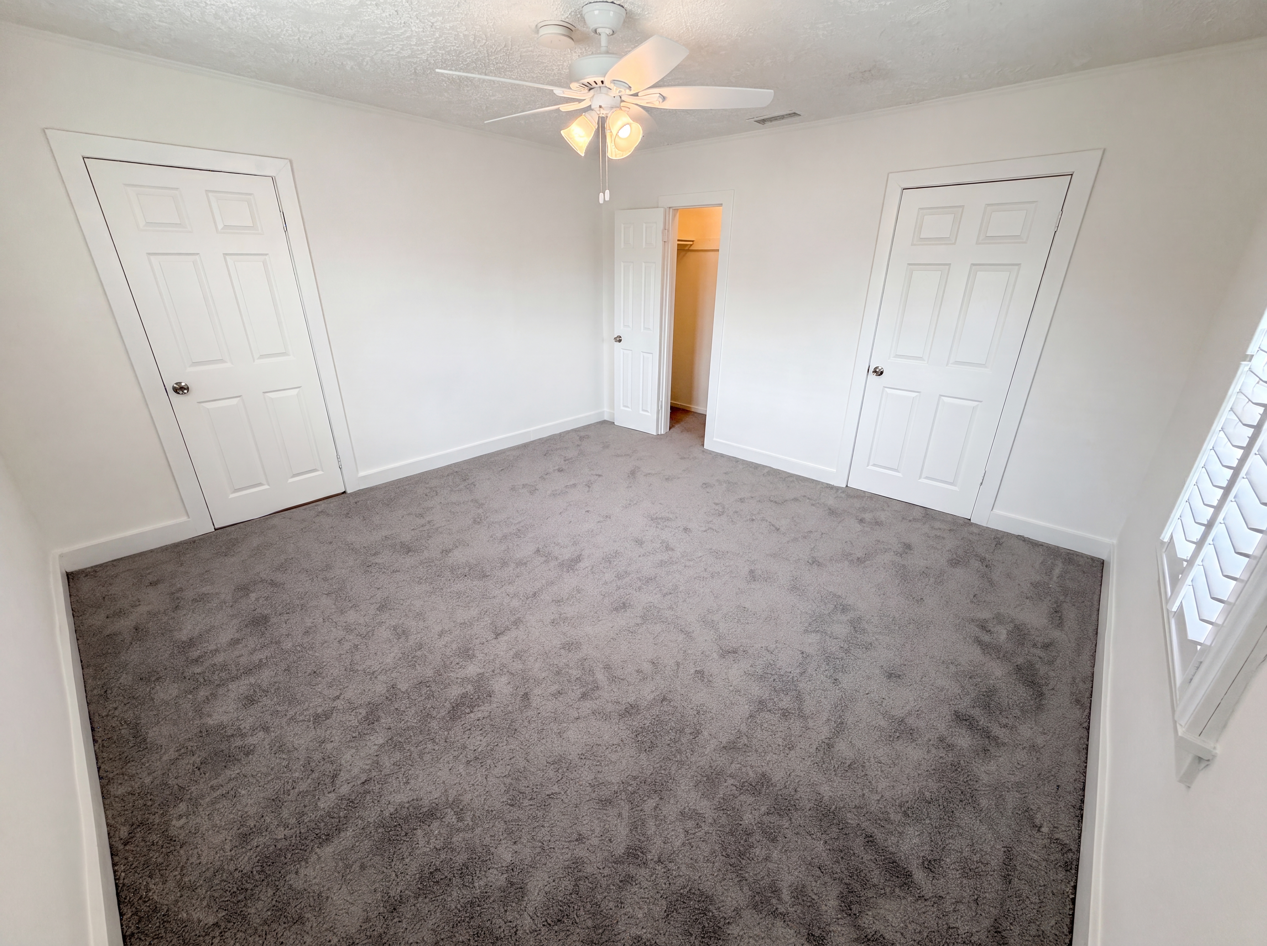 Photo 18 of 30 of 6303 Eileen Ave, Los Angeles, CA