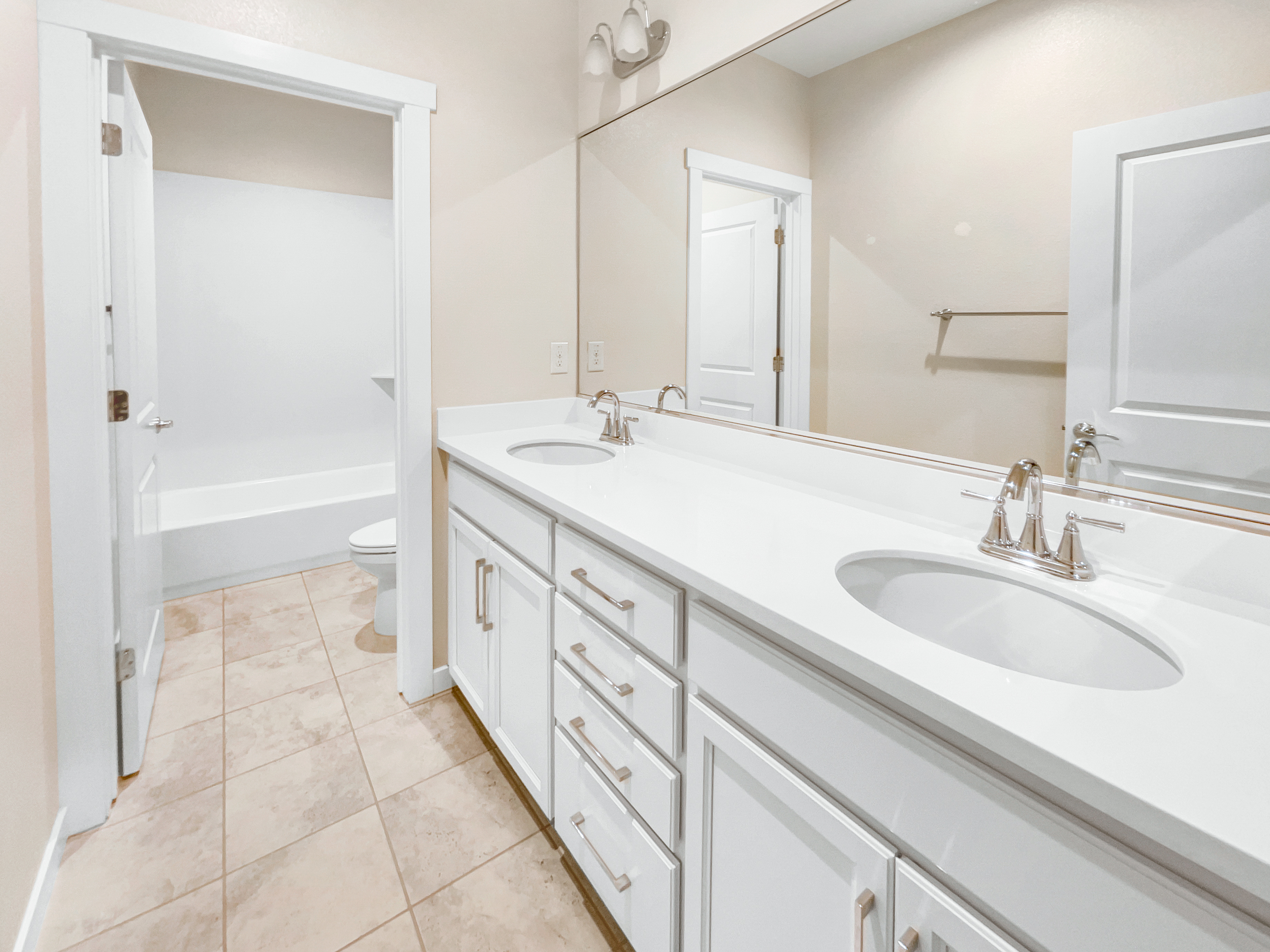 Photo 24 of 32 of 692 Atherton Way, Plumas Lake, CA