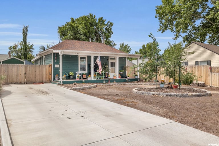 default property photo