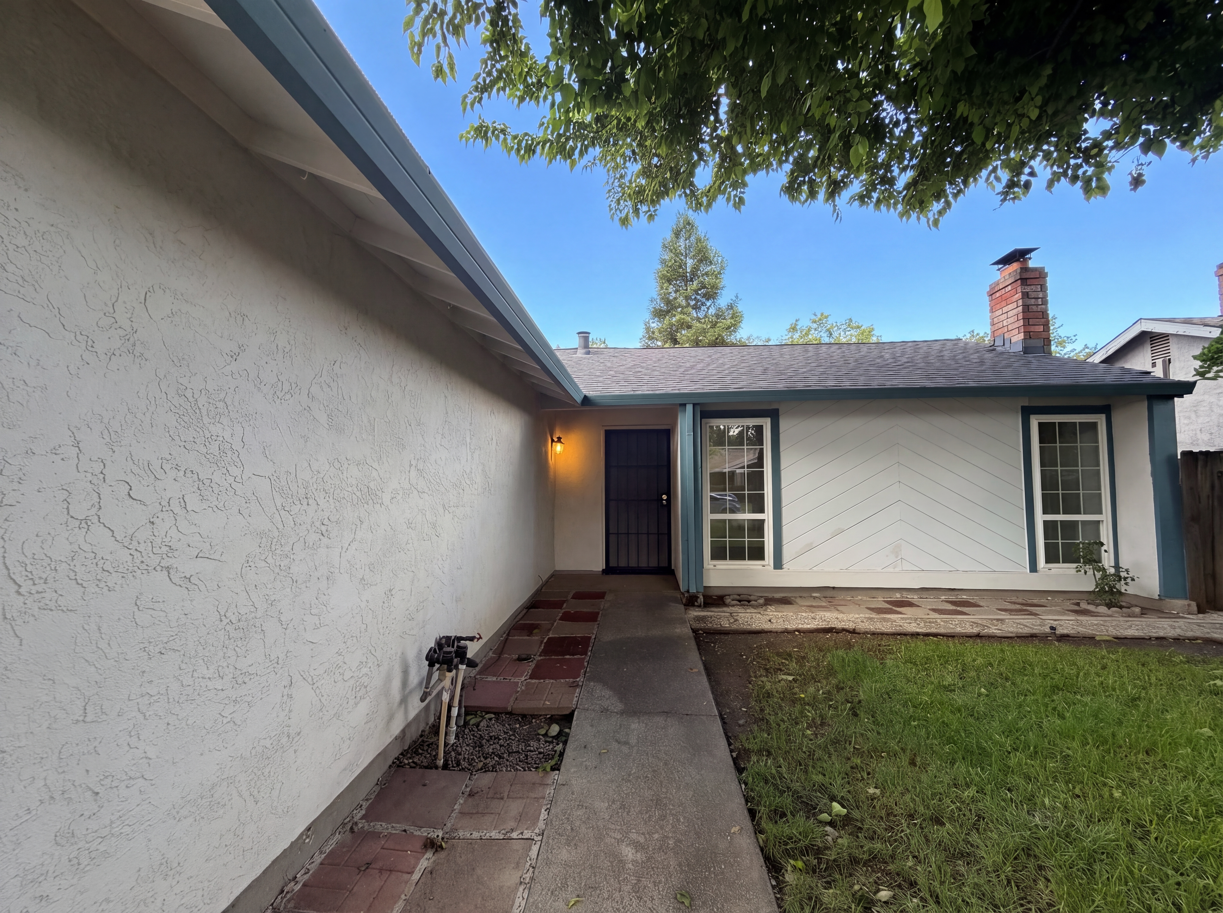 Photo 24 of 33 of 3495 Cattle Dr, Sacramento, CA