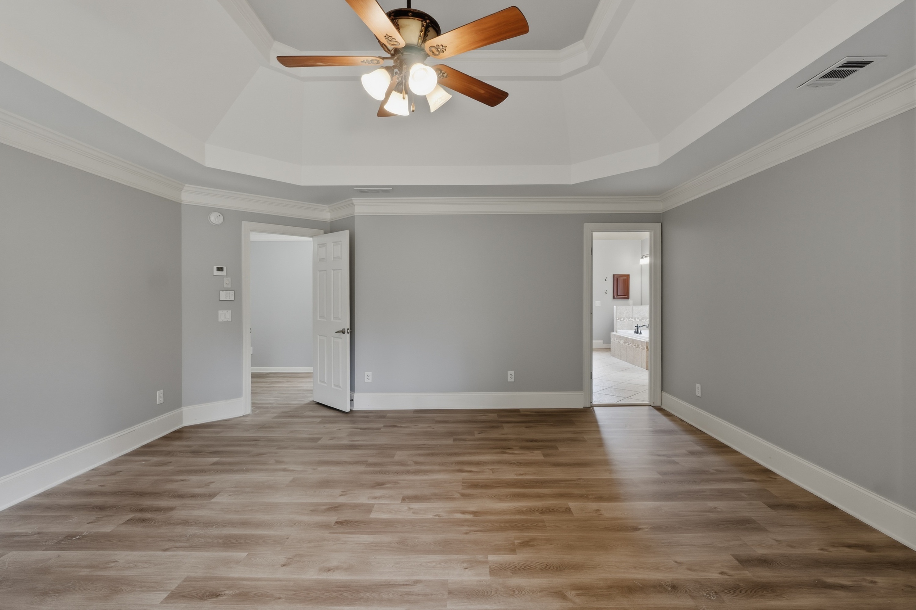 Photo 28 of 51 of 4530 Oak Brook Dr SE, Smyrna, GA