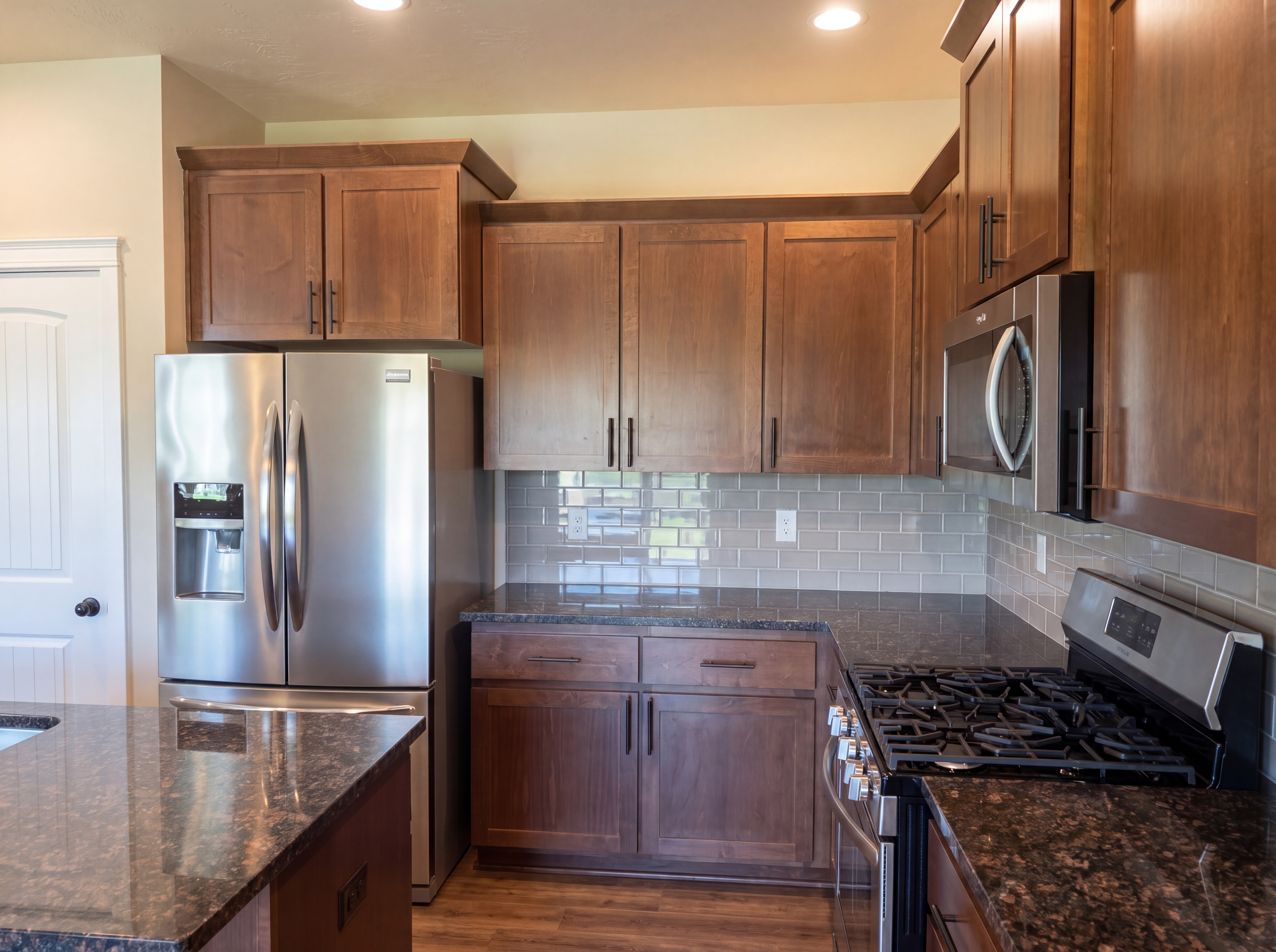Photo 7 of 21 of 4230 Sagecrest Dr NE, Albany, OR