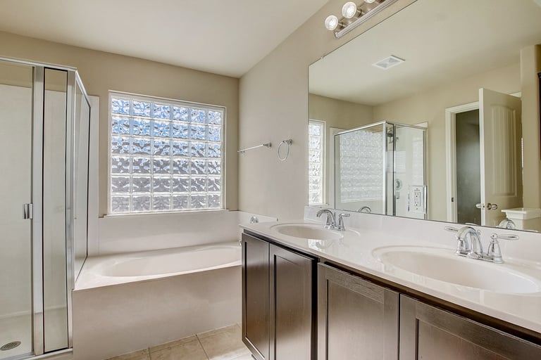 Photo 6 of 33 - 904 Alamo Plaza Dr, Cedar Park, TX 78613