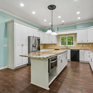 Property photo 2 of 2077 Coolidge Way NW