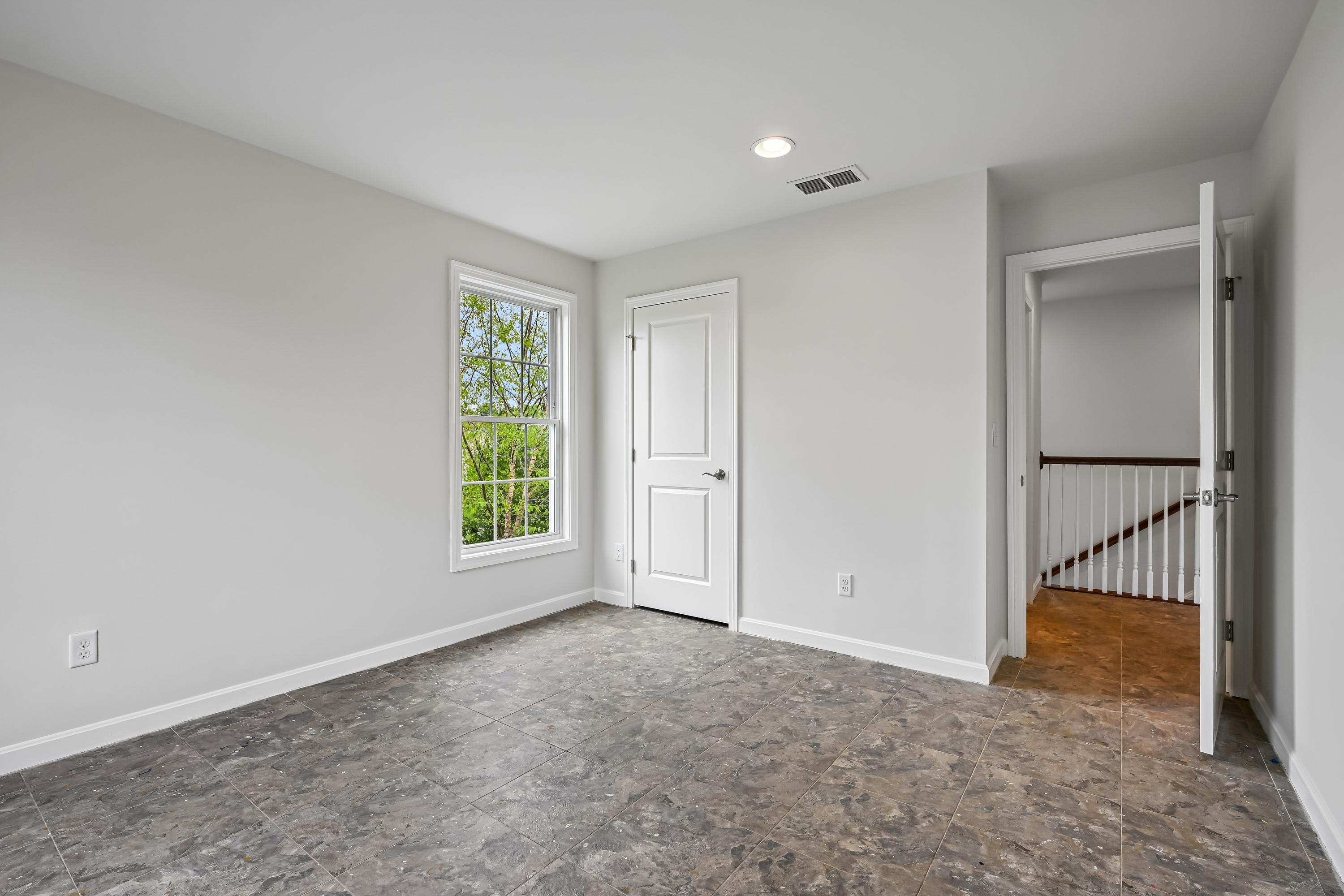 Photo 24 of 38 of 19 Crispwater Way, Hopkinton, MA