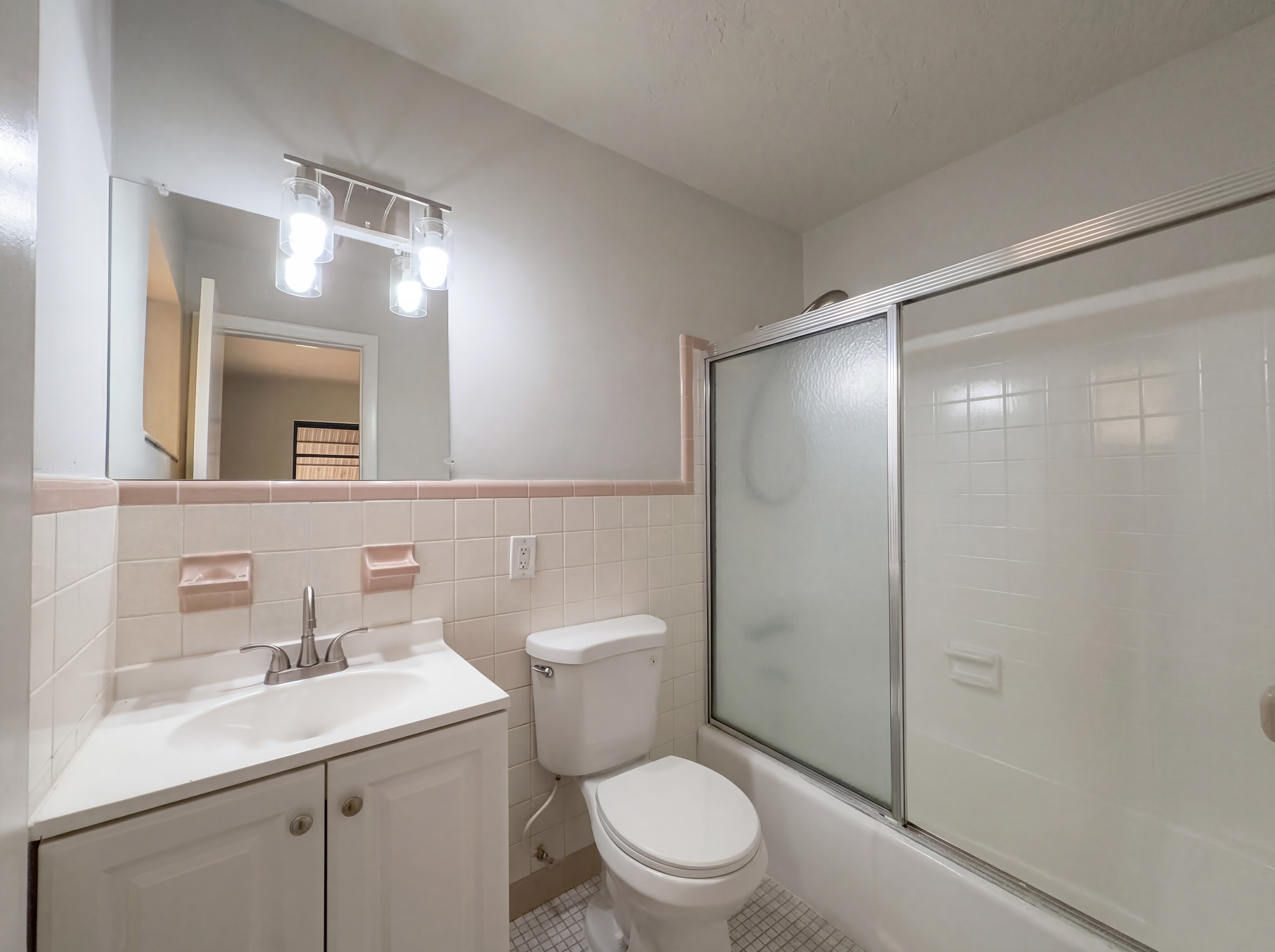 Photo 13 of 19 of 12230 SW 187th Ter, Miami, FL