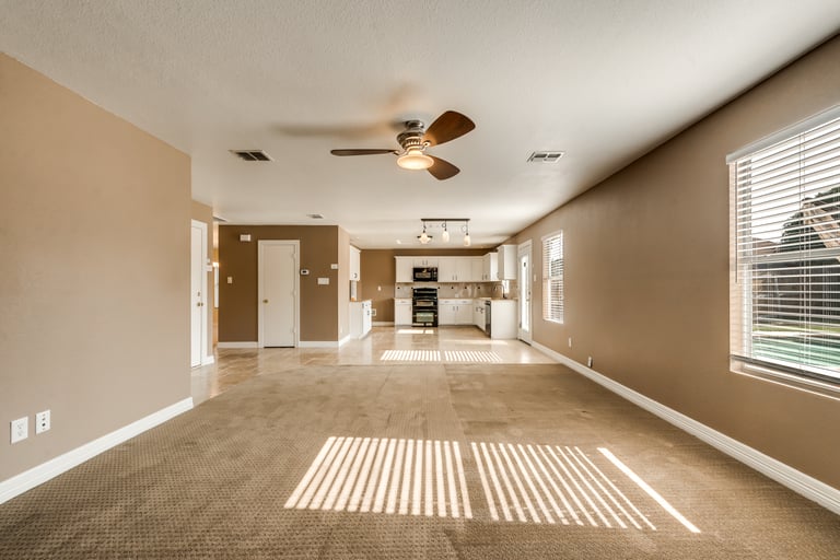 Photo 12 of 38 - 2732 Peach Dr, Little Elm, TX 75068