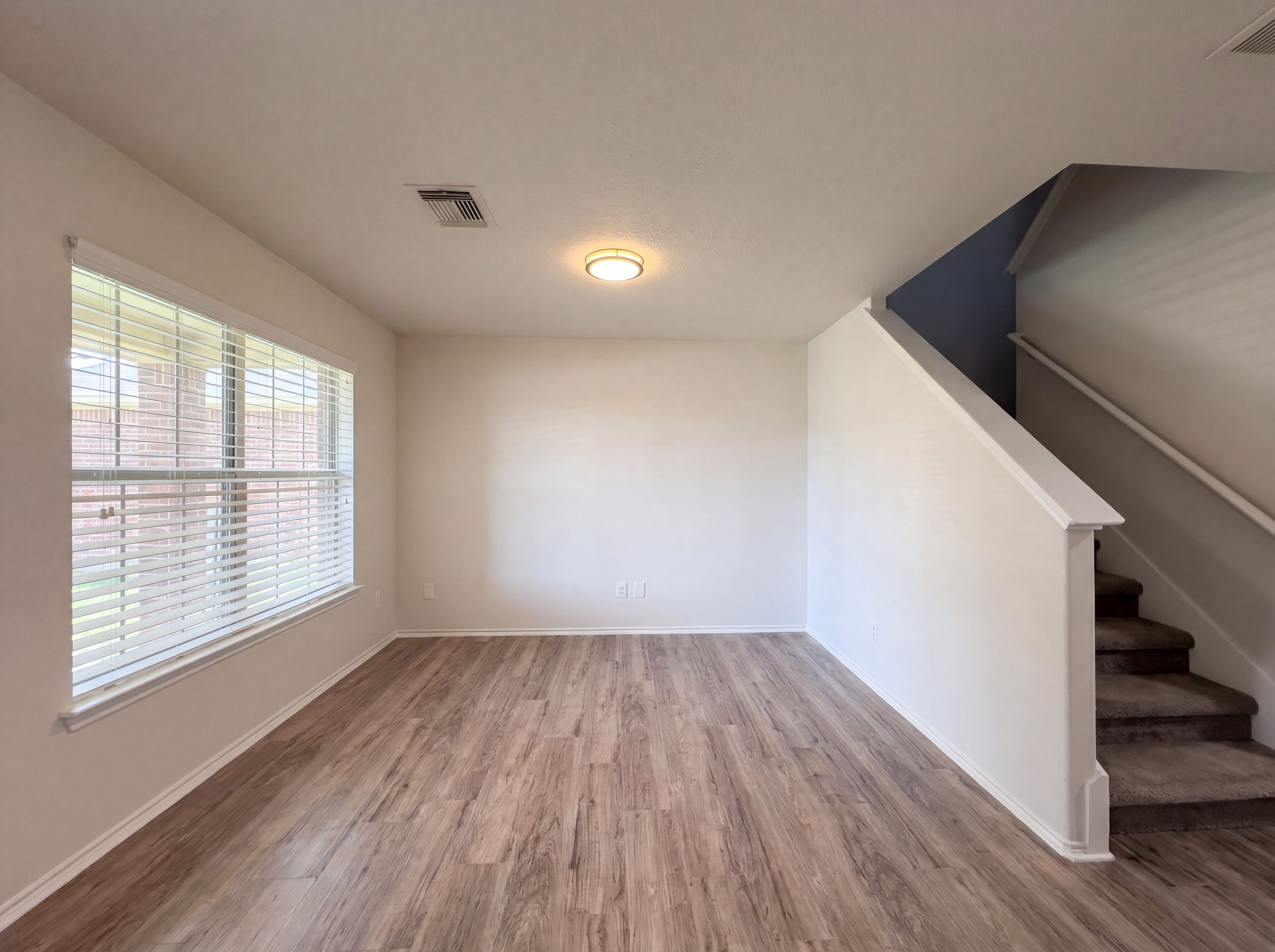 Photo 6 of 22 of 20615 Sandy Bay Ln, Katy, TX