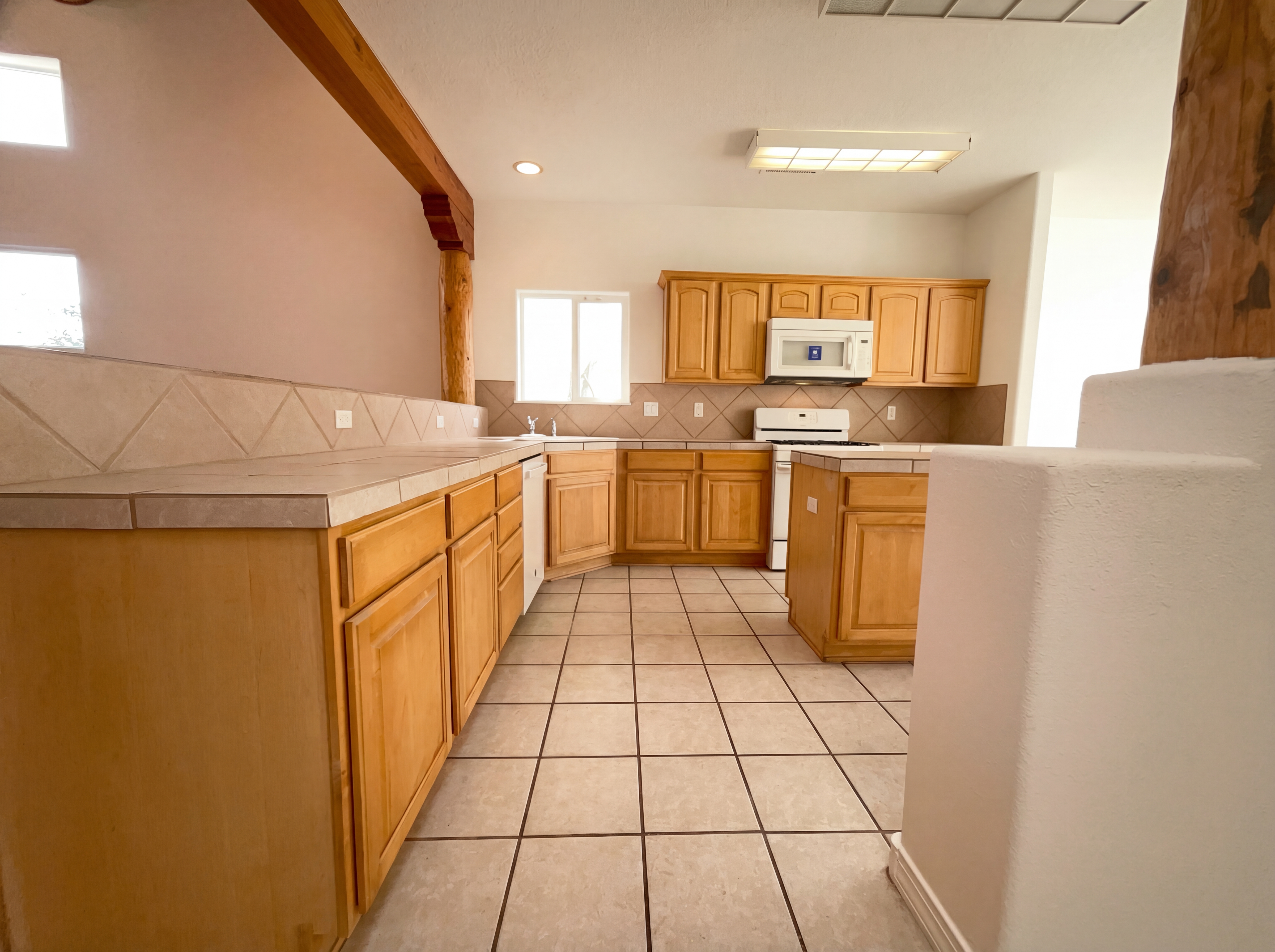 Photo 9 of 22 of 6331 Pima Pl NW, Albuquerque, NM