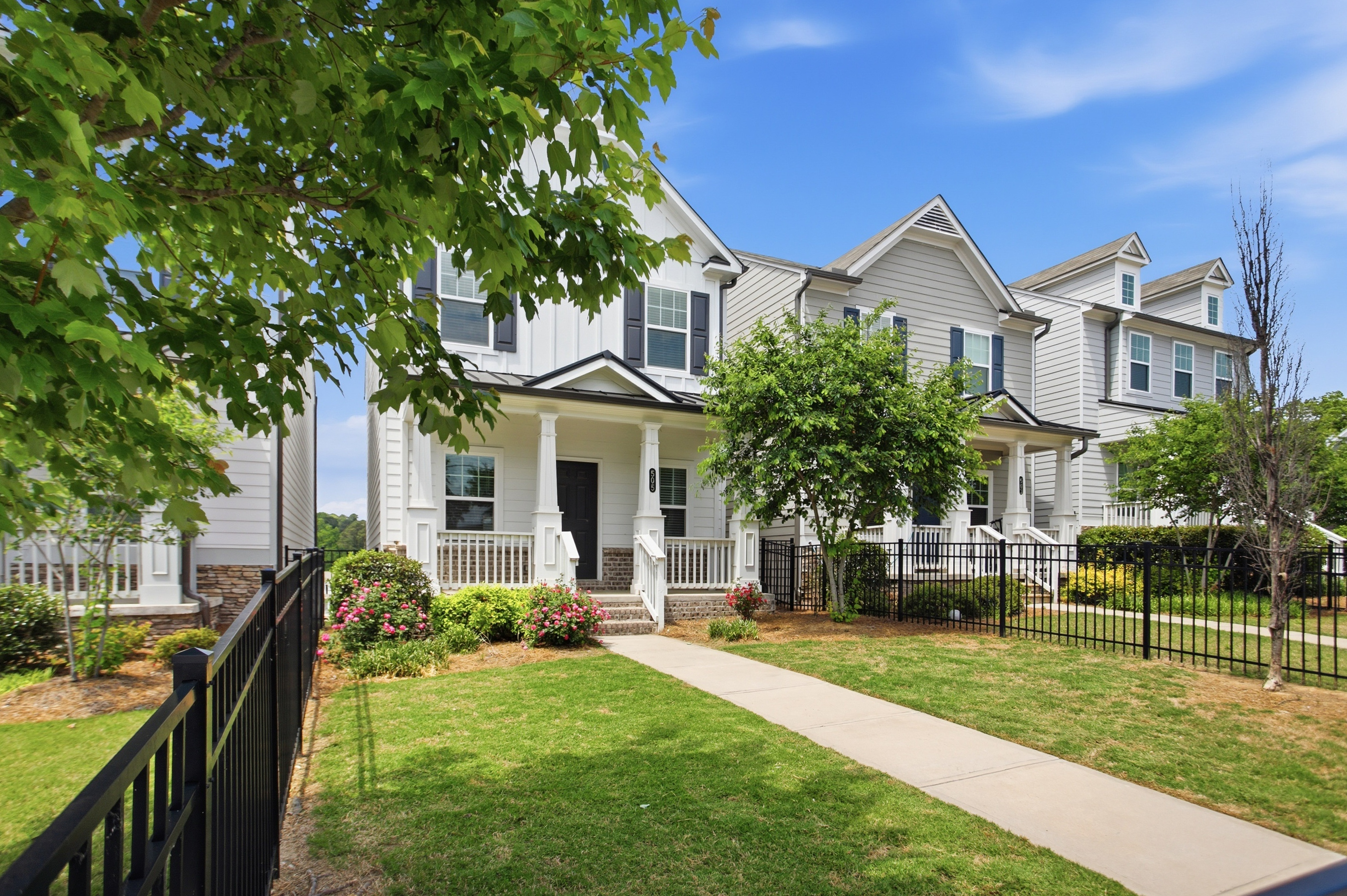 Photo 8 of 42 of 505 Ruths Dr, Woodstock, GA