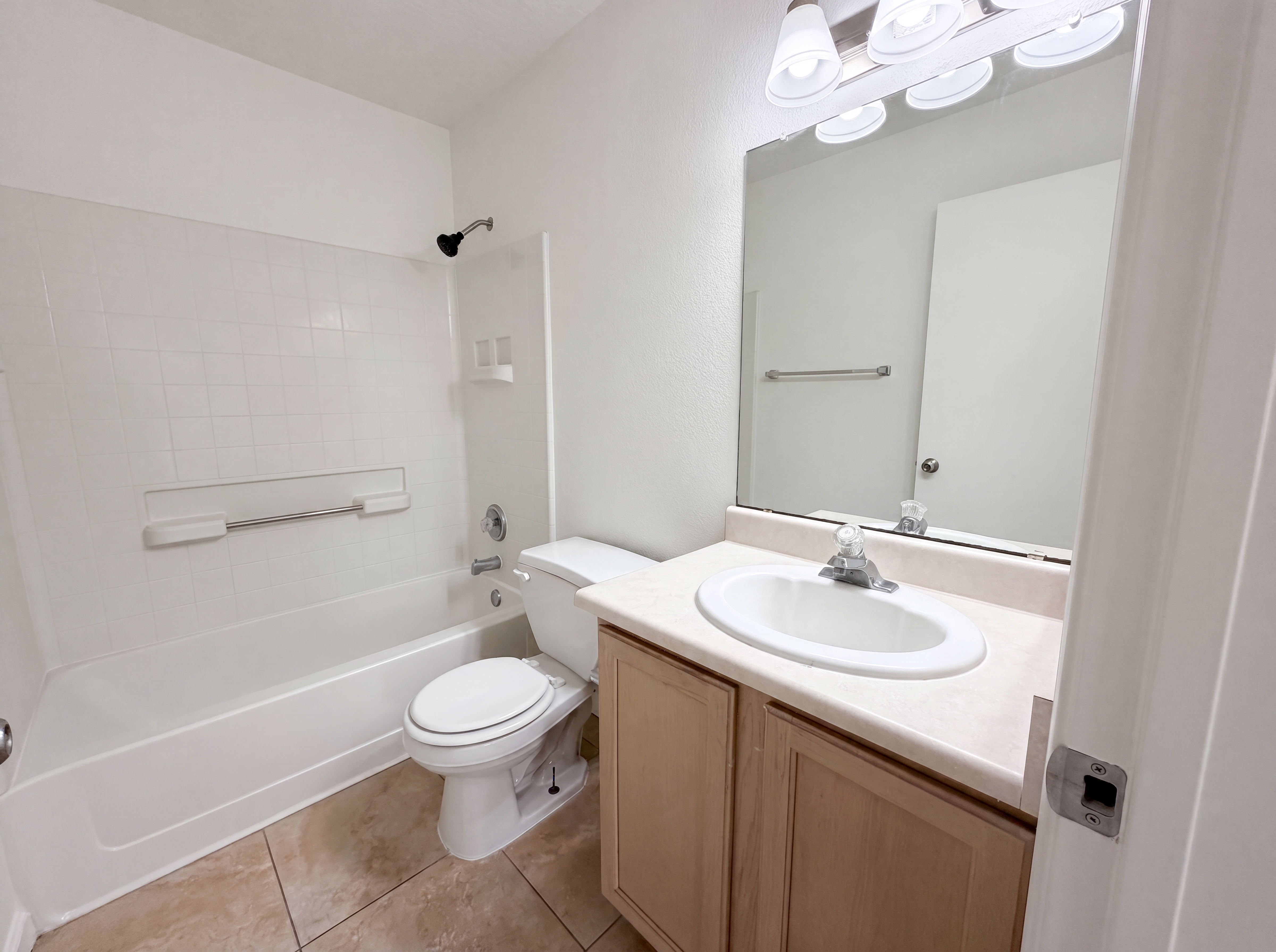 Photo 12 of 17 of 6948 Angela Dr NE, Rio Rancho, NM