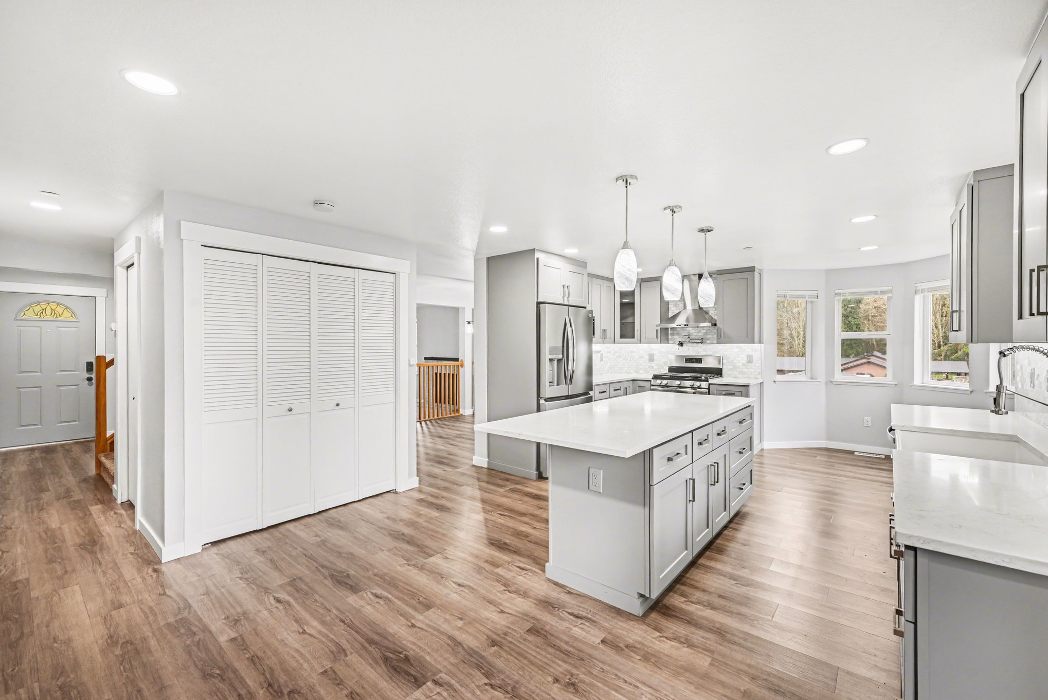 Photo 2 of 17 of 21016 68th Street Ct E, Bonney Lake, WA
