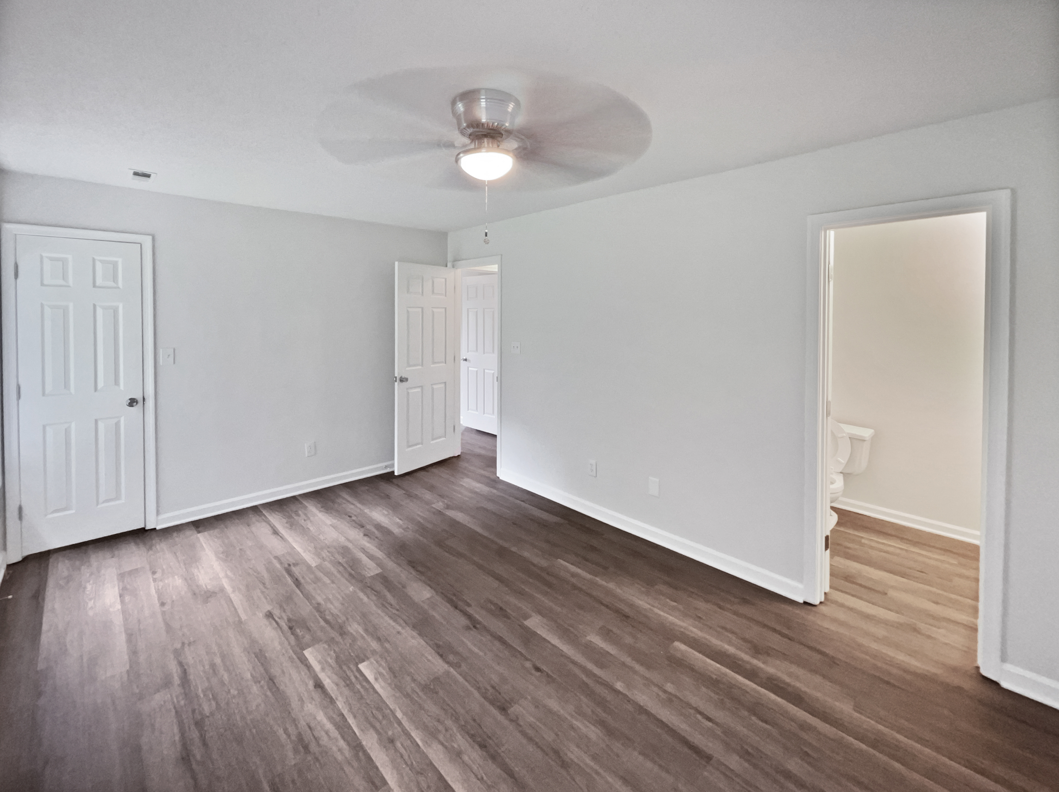 Photo 17 of 19 of 6880 Ironwood Cir, Greensboro, NC