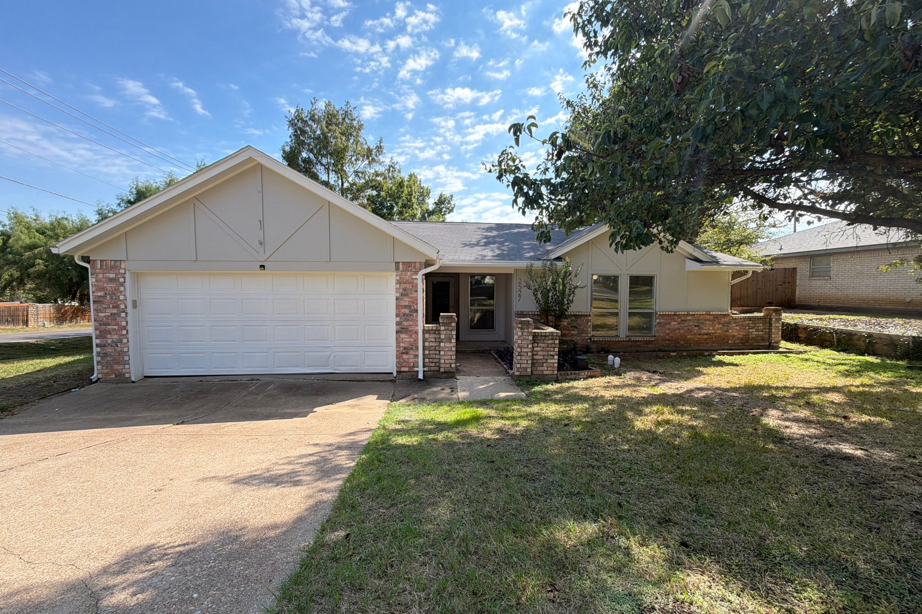 Photo 1 of 2527 Holt Rd