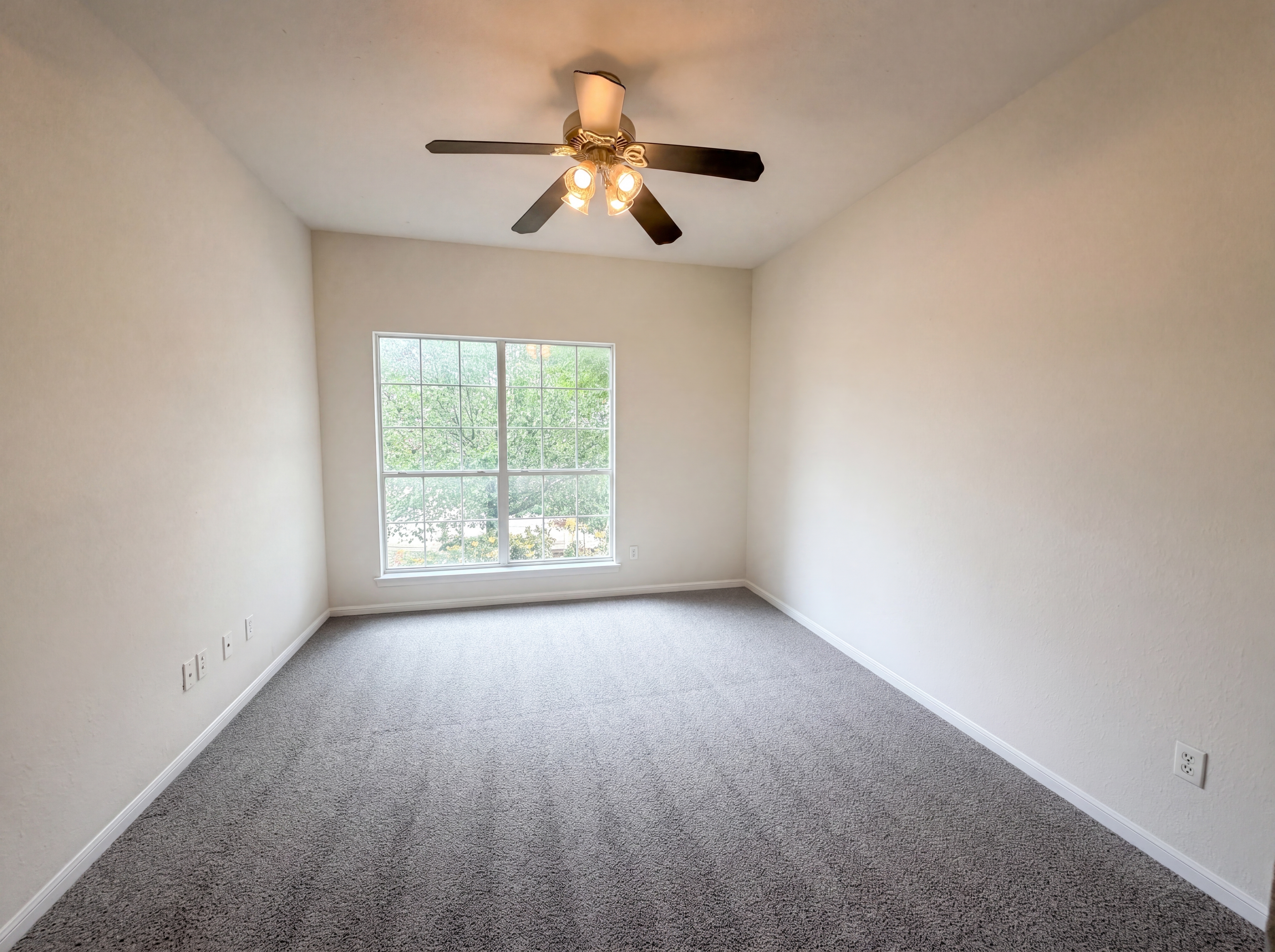 Photo 8 of 18 of 118 W Running Wolf Trl, Harker Heights, TX