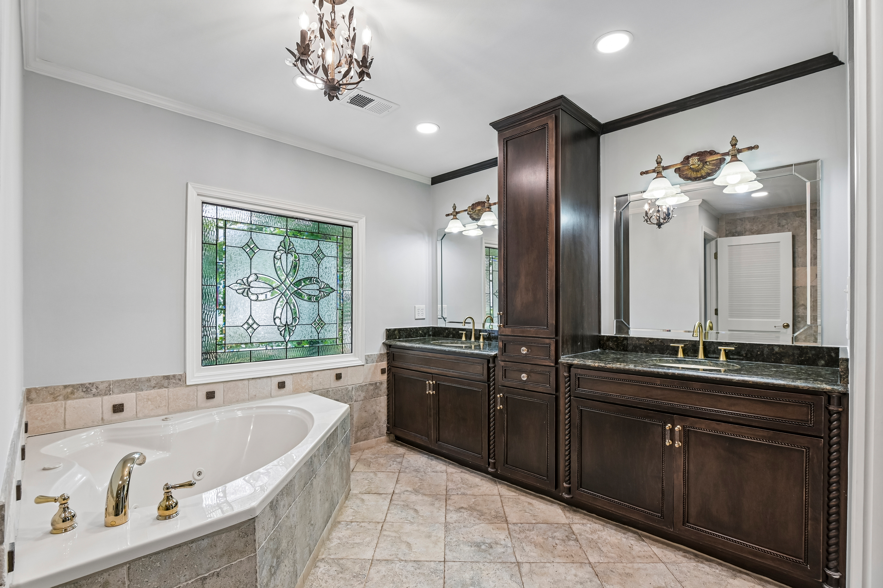 Photo 19 of 39 of 286 River Cliff Gate SE, Marietta, GA
