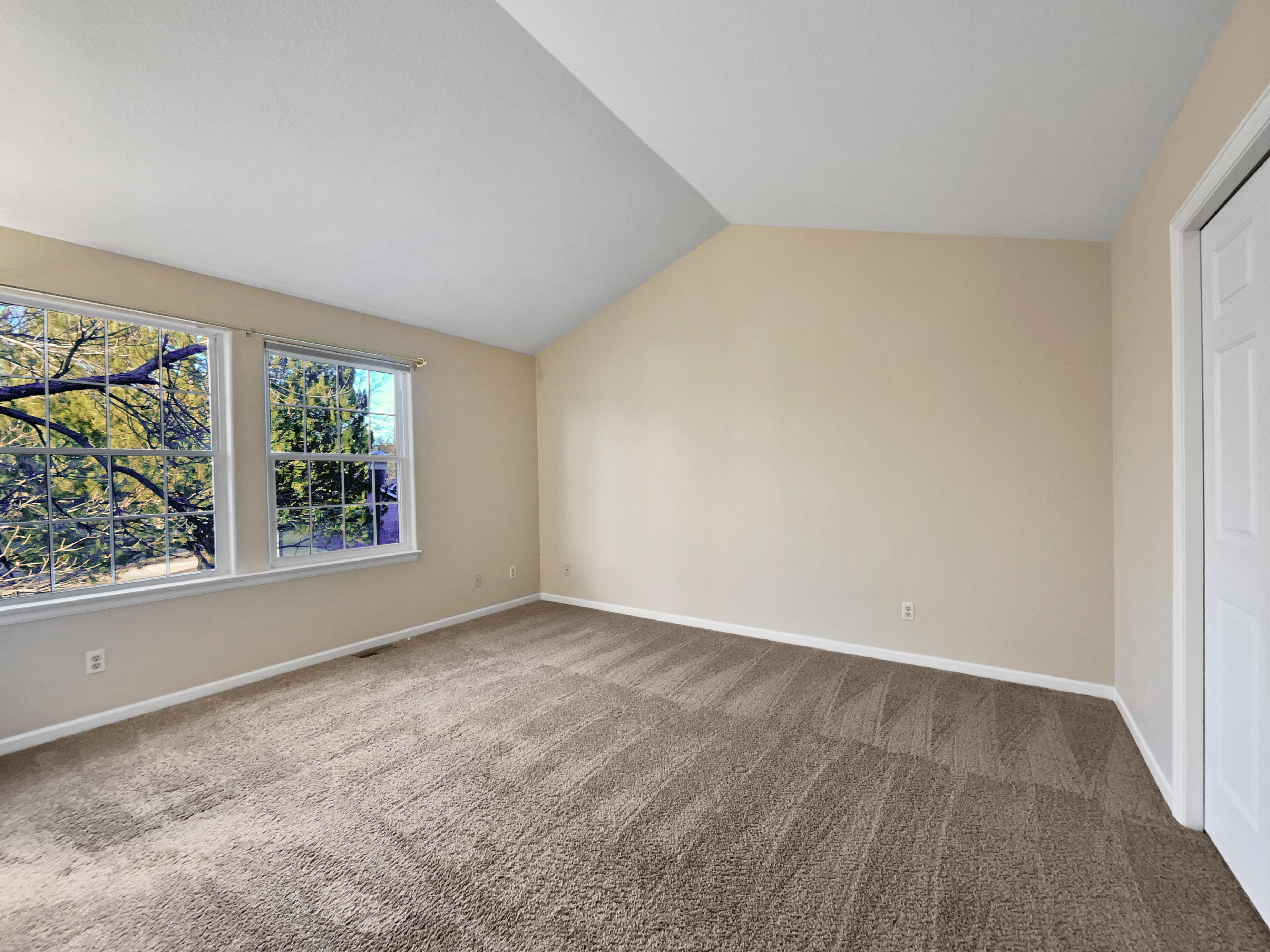 Photo 4 of 47 of 3132 Concord Way, Longmont, CO
