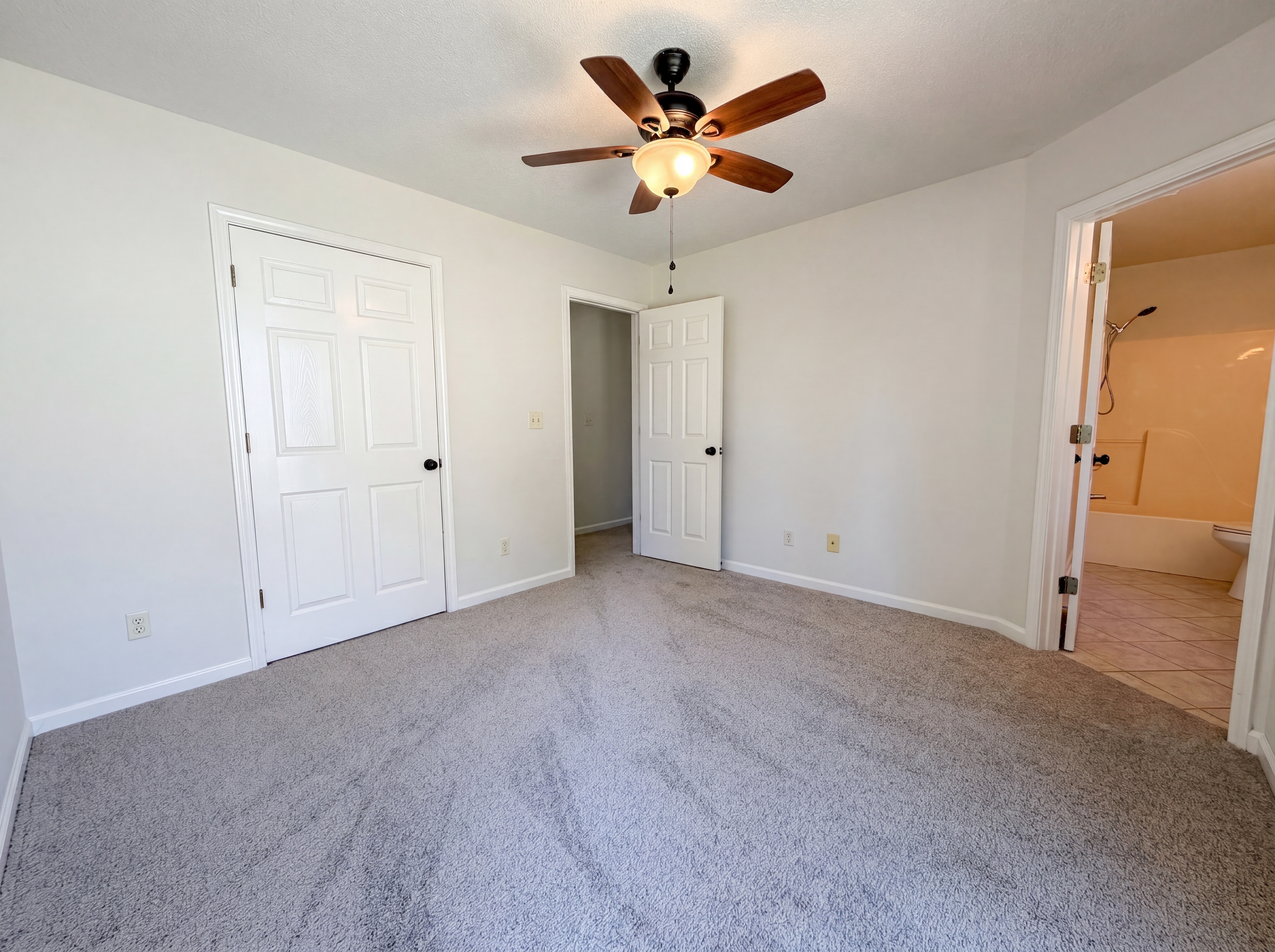 Photo 8 of 16 of 109 King Valley Rd, Pelham, AL